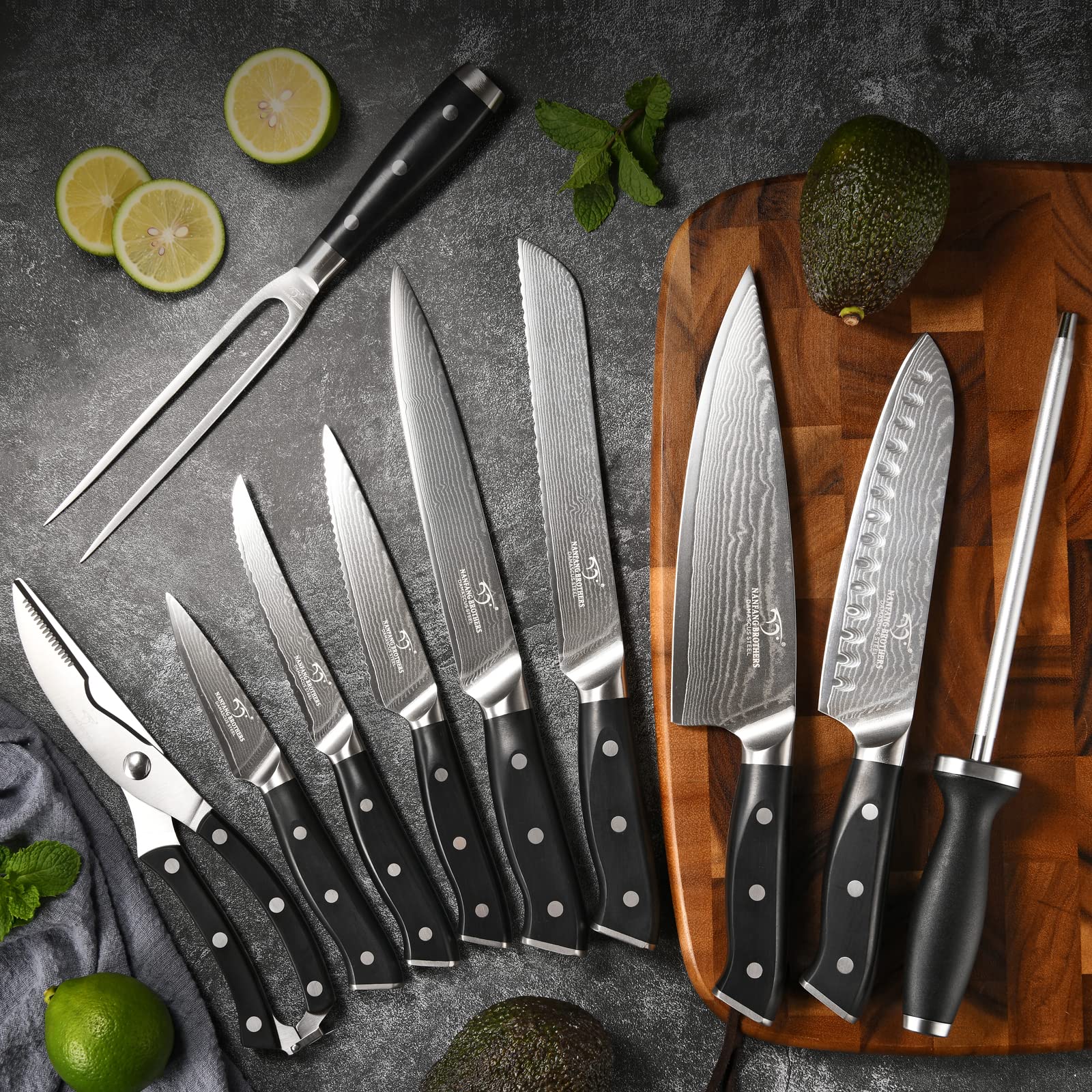 NANFANG BROTHERS Set di coltelli da cucina acciaio damasco da 10 pezzi con blocco. Coltelli da chef professionista VG10, forbici, affilatore, tutto in una bellissima scatola regalo