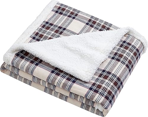 Vista 2 de Eddie Bauer - Manta decorativa de franela de algodón para hogar, ropa de cama reversible de sherpa para todas las estaciones, caqui (Edgewood Khaki)
