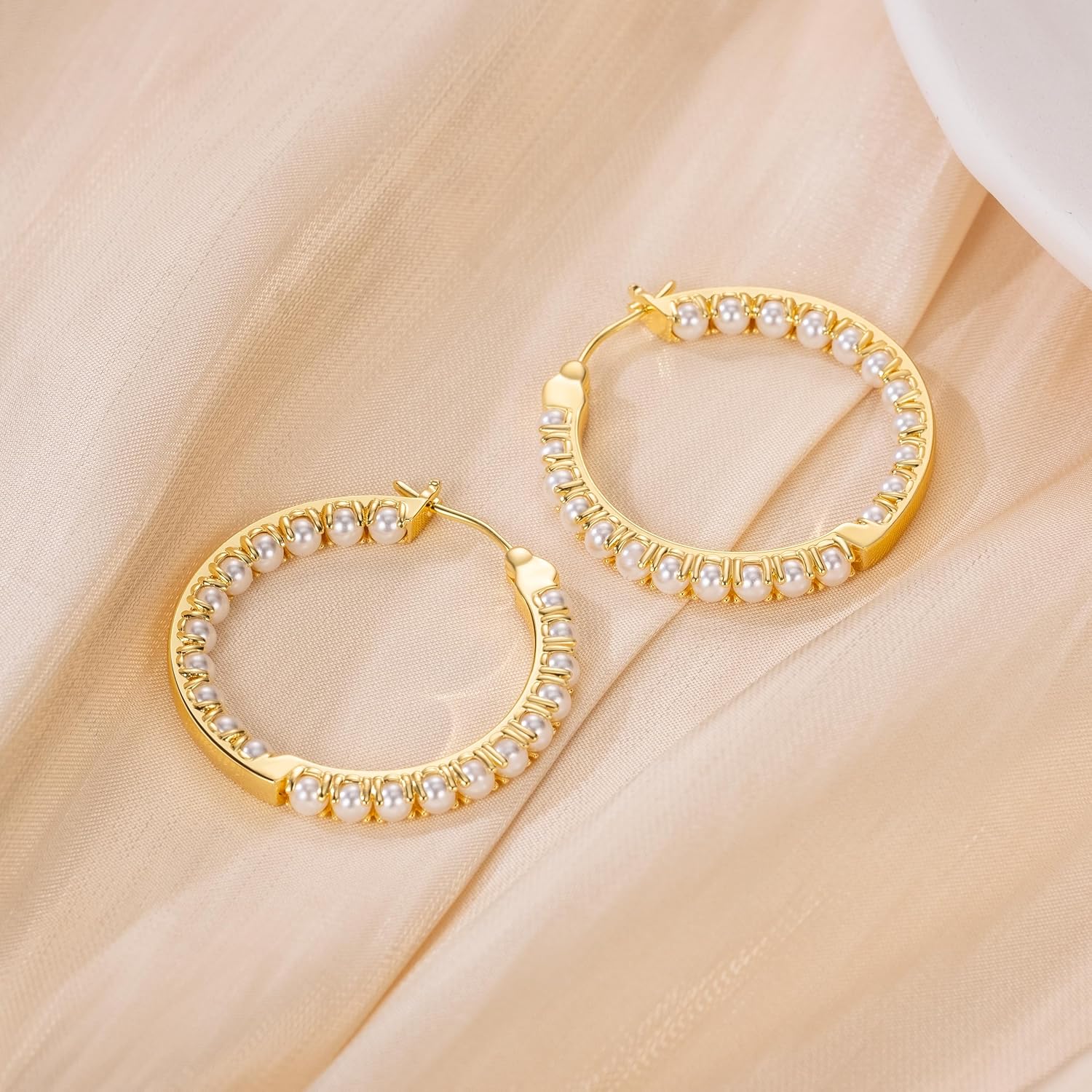 Pearl Earrings for Women Gold Earrings for Women 14K Gold Pearl Hoop Earrings for Womens Hoops Neatly Inlaid with Pearls Gold Huggie Hoop Earring for Womens 20/30mm