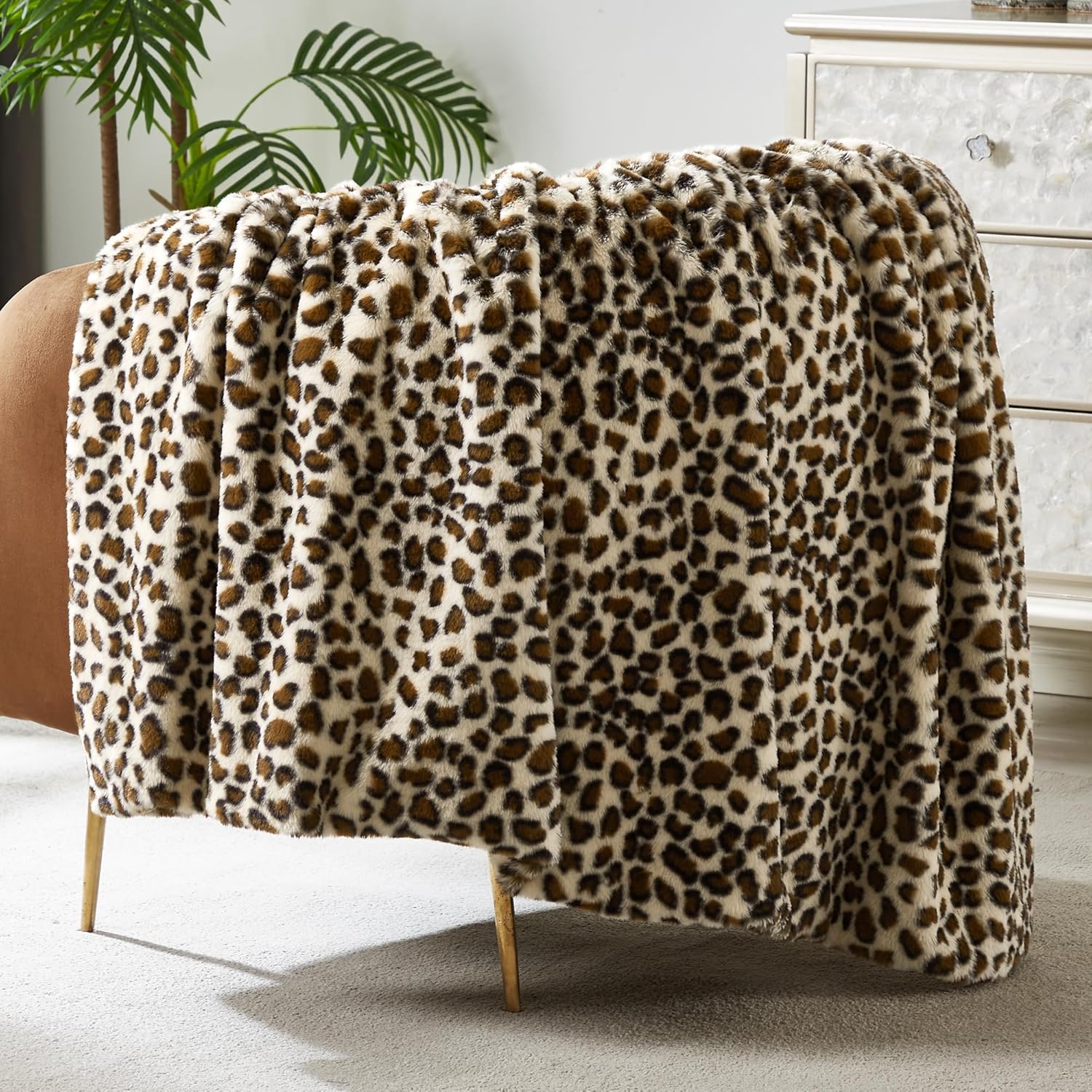 JONIYEAR Cozy Plush Brown Cheetah Faux Rabbit Fur Throw Blanket 50" x 60",Decorative Thick Fuzzy Leopard Lap Blankets for Women, Soft Fluffy Animal Printed Warm Shaggy Blanket for Winter Fall, Beige