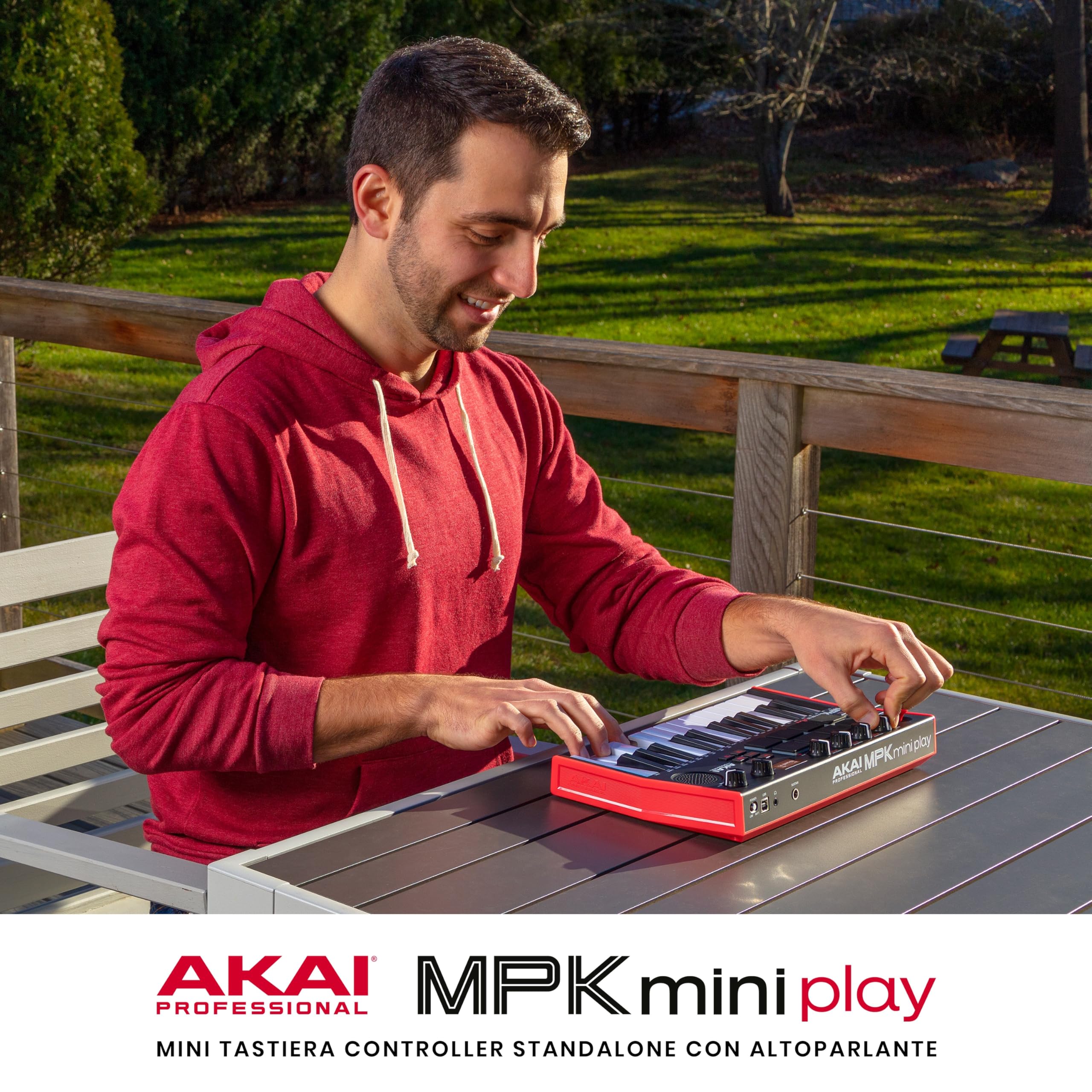Akai Professional MPK Mini Play MK3 - Tastiera MIDI Controller USB con Casse e Suoni Interni, Tastiera Dinamica, Pad MPC, Suite Software e Native Instruments Sound Package