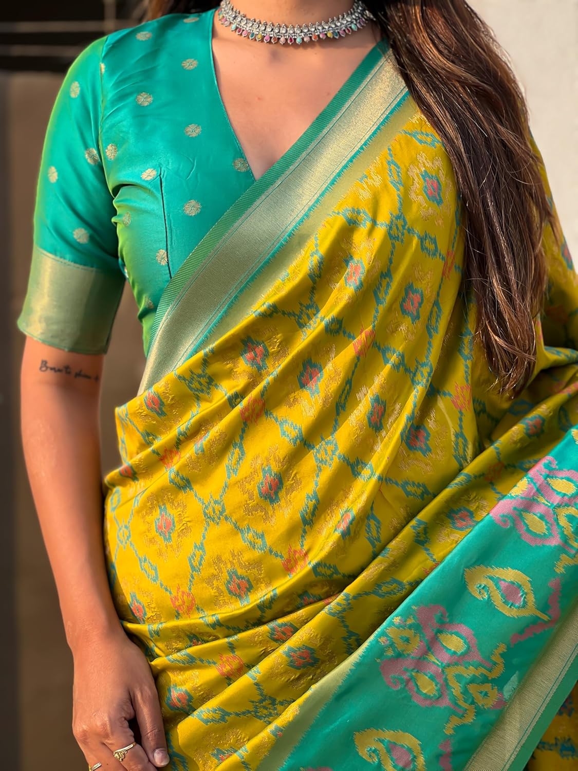 SGF11 Women's Kanjivaram Patola Soft Pure Silk Sarees With Unstitched Blouse Piece - Image 5