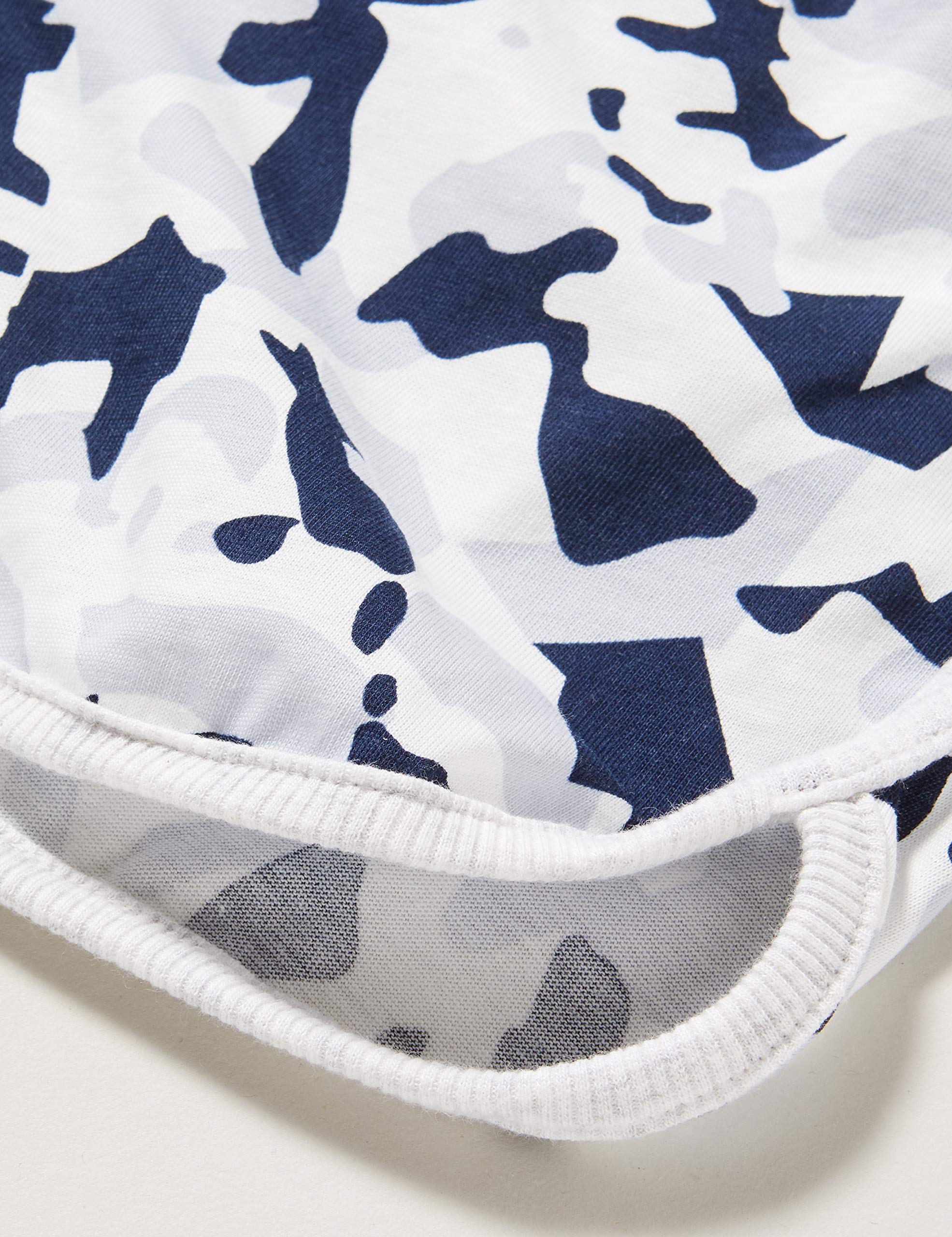 Sanetta Mädchen Shorts Light Grey Kurze Hose für taffe modernen Camouflage-Alloverprint Athleisure-Kollektion