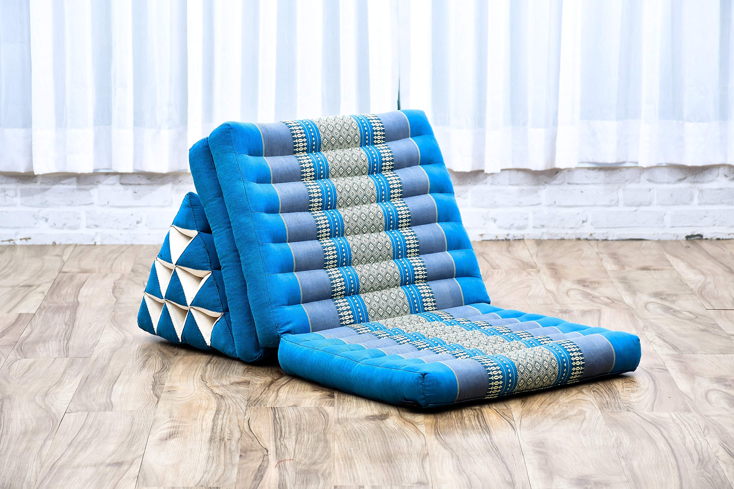 LEEWADEE 3-Fold Mat with Triangle Cushion – Comfortable TV Pillow, Foldable Mattress with Cushion Made of Eco-Friendly Kapok, 67 x 21 inches, Light Blue