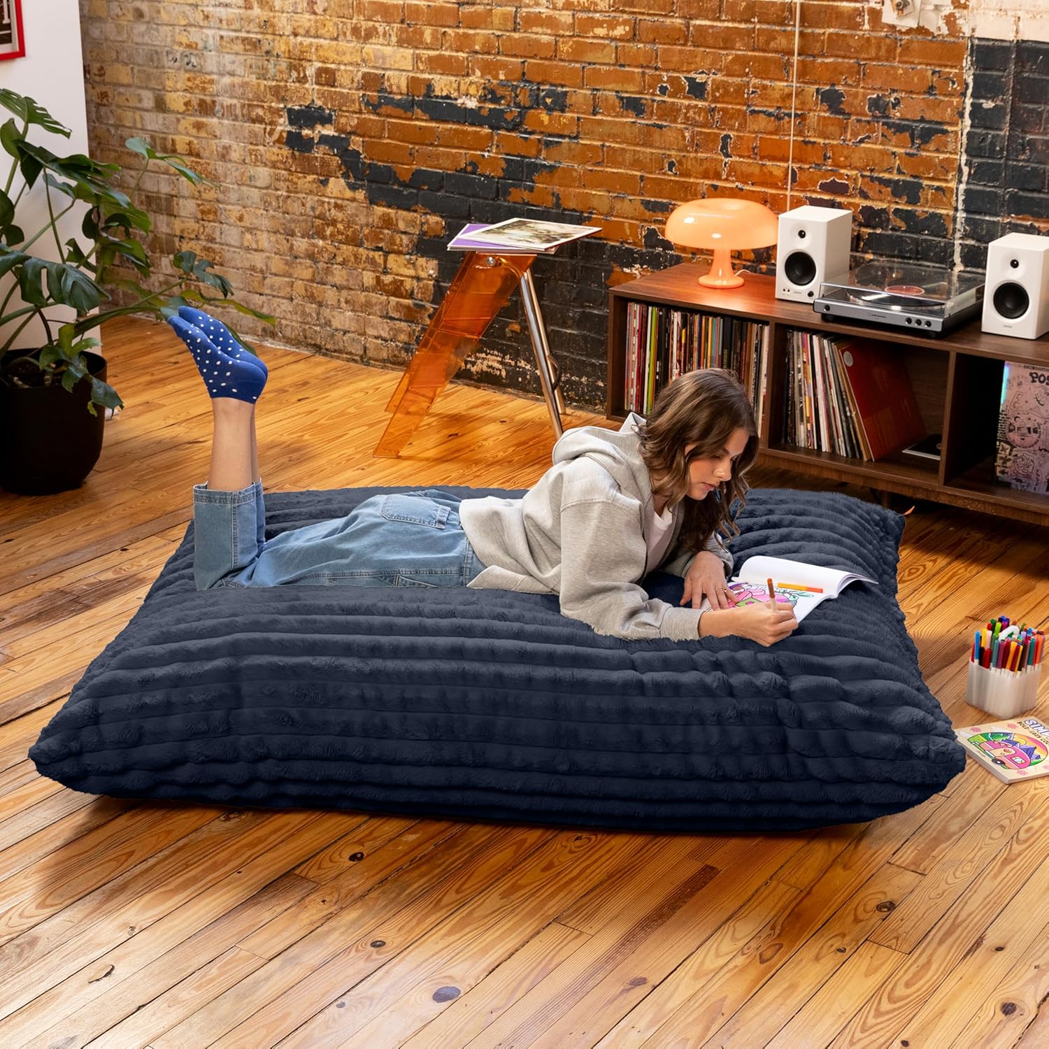 Jaxx Pillow Saxx 5.5-Foot Faux Fur - Luxuriously Soft Bean Bag Floor Pillow and Lounger, Mondo Midnight Blue