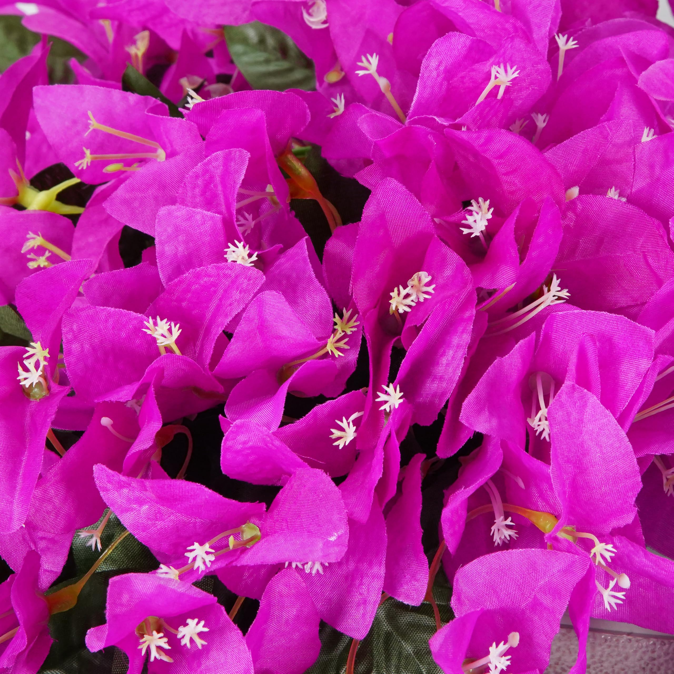 Flores artificiales de buganvillas para decoración al aire libre, 2 vides de seda sintética, guirnalda colgante de buganvilla resistente a los rayos UV para porche delantero, balcón, maceta