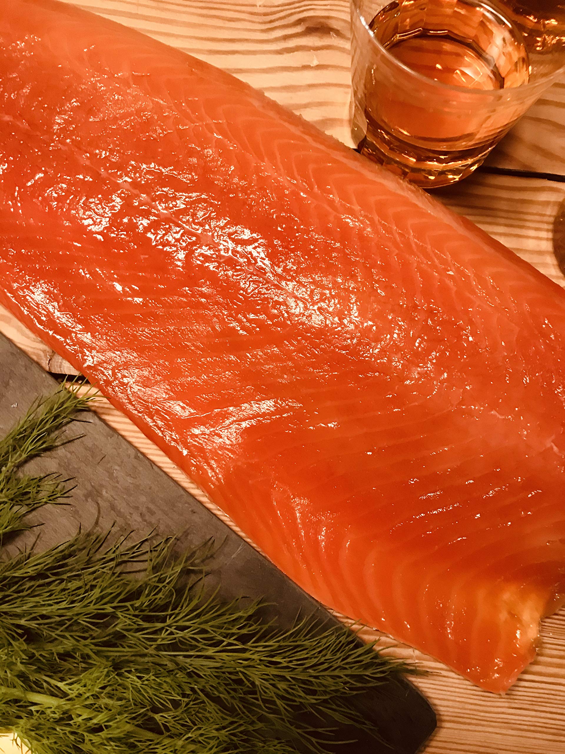 Graved Lachs "Whisky" 1.1 kg Seite - gebeizt mit schottischem Single Malt Whisky