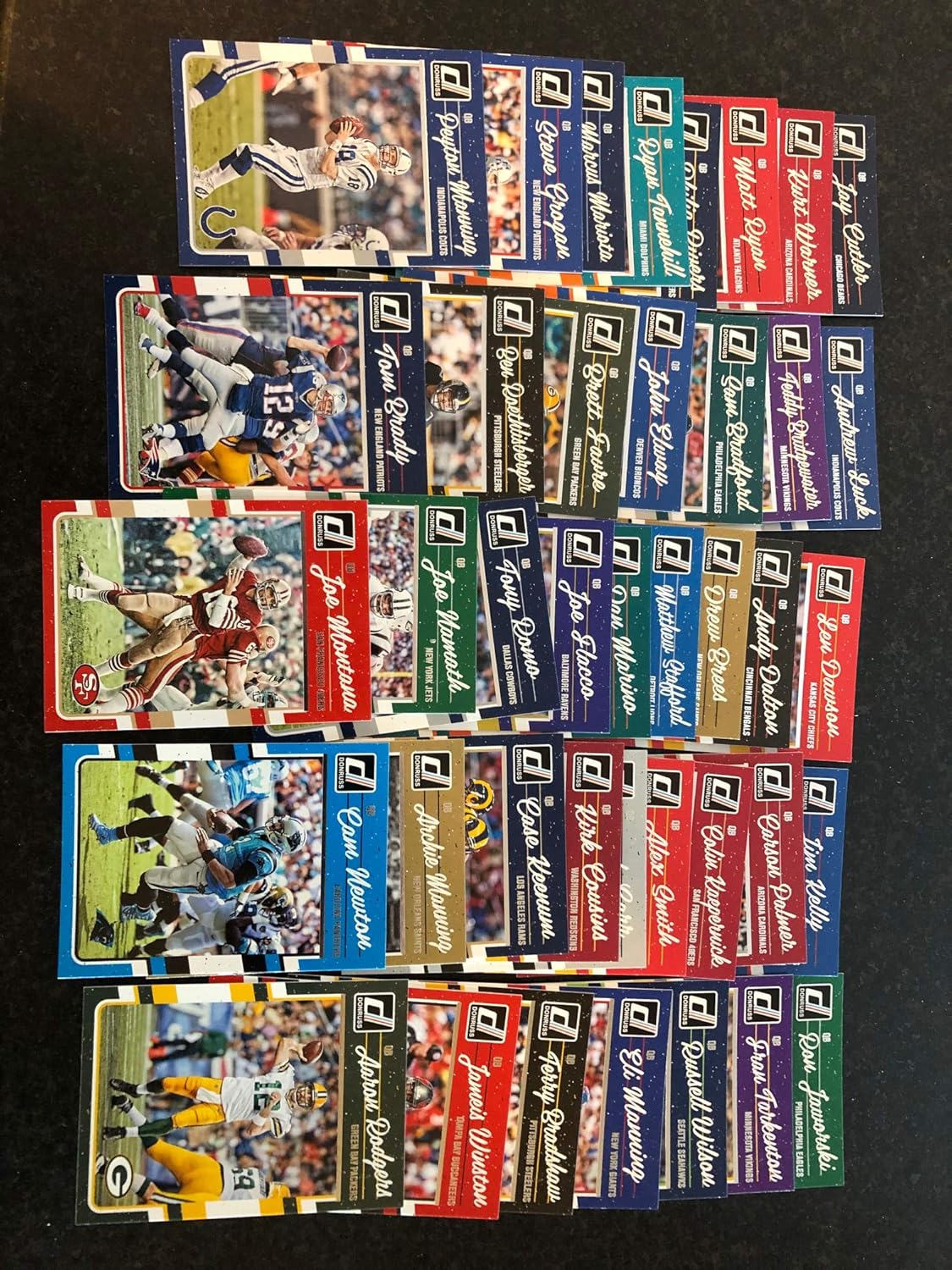 Legendary NFL Quarterback 40 card GIFT SET - Brady, Manning, Montana, Namath + free pack of 2018 Score FB