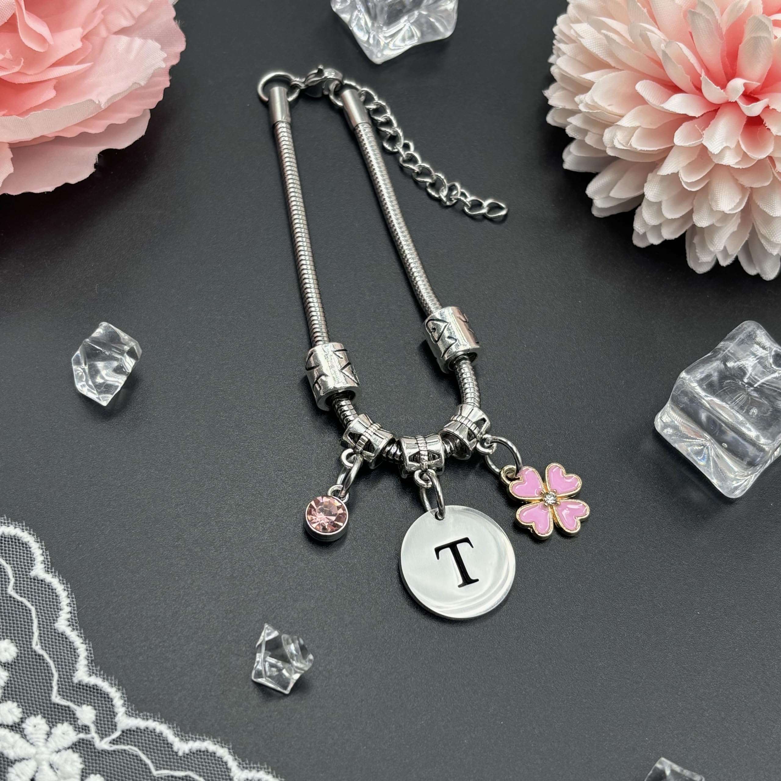 KJKJKJ A-Z 26 Lettera Iniziale Ciondolo Bracciale Donne Natale Regalo Personalizzazione Idee Regalo di Compleanno Bracciale,Figlia Sorelle Amici Amante Compleanno Natale Laurea Regalo Bracciale