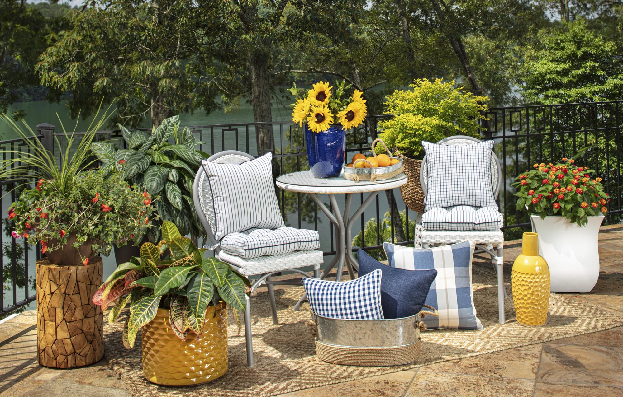 Pillow Perfect Outdoor/Indoor Pillows, Lumbar - 11.5