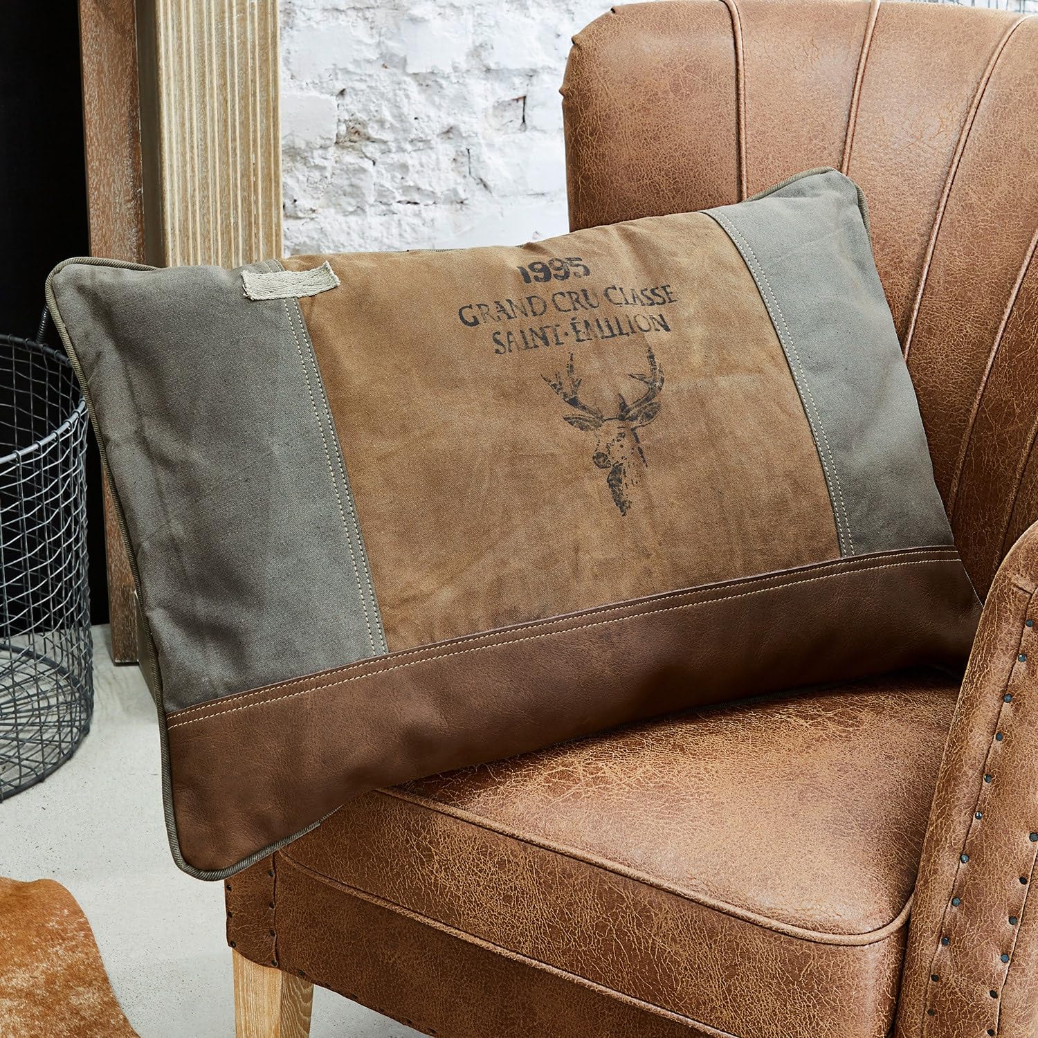 Loberon Kissen Chiron, braun | rustikaler Charme, Braun, Hirsch-Print – Baumwolle/Leder