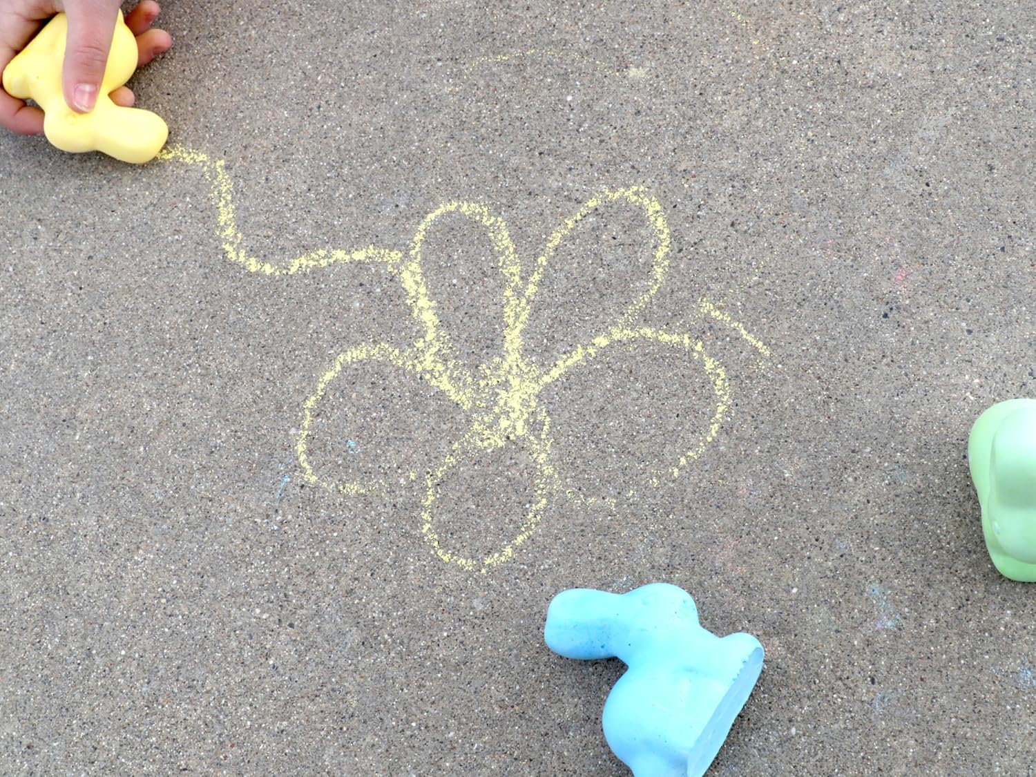 Kid Made Modern Sidewalk Chalk Set for Kids - Washable, Colored Bunny Chalk for Outdoor Play and Chalkboard Art - Ages 3+ (5 Pieces, Multicolor)