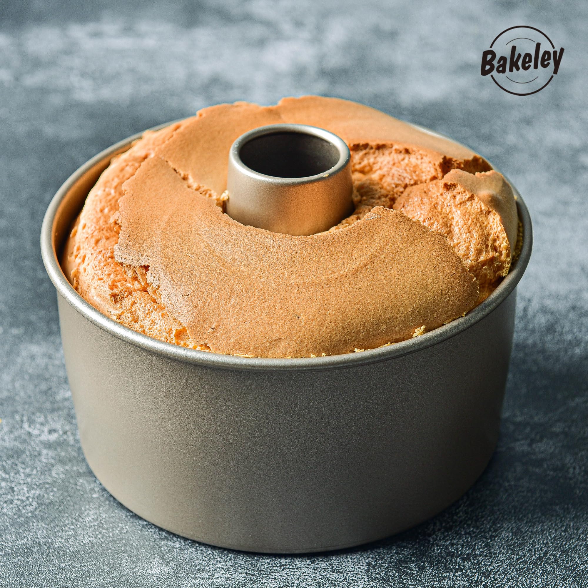 Silicone Bundt Pans 10-Inch Fluted Tube Pan Non-Stick Bundt Cake