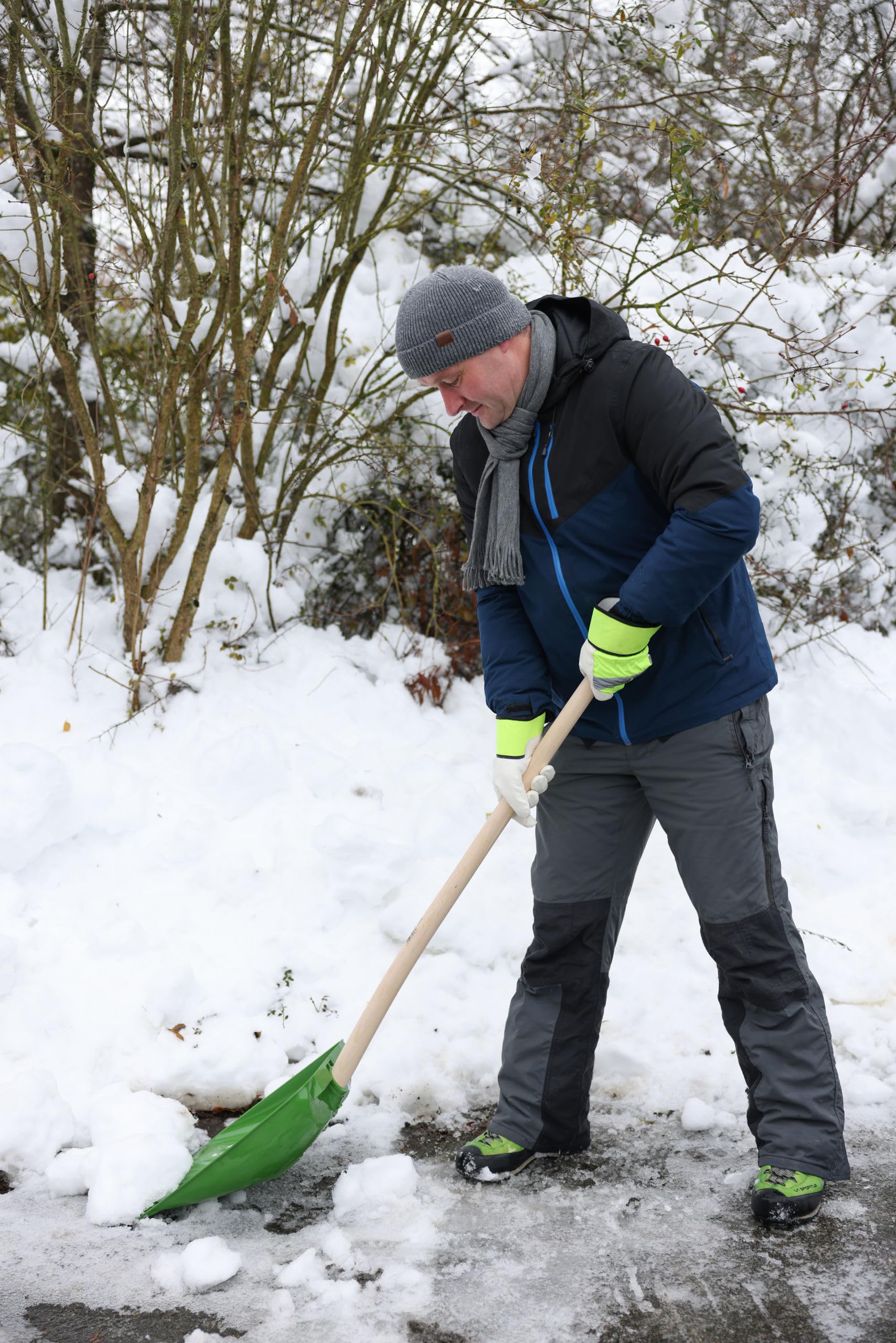 KERBL Pala de Nieve y Grano sin Mango