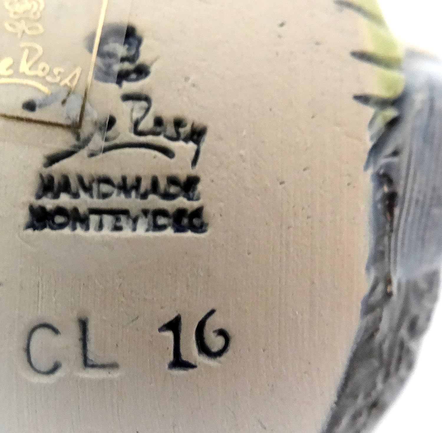 De Rosa Handmade Sculpted Ceramic Gray Striped Kitten w/Yarn Ball Family Collection