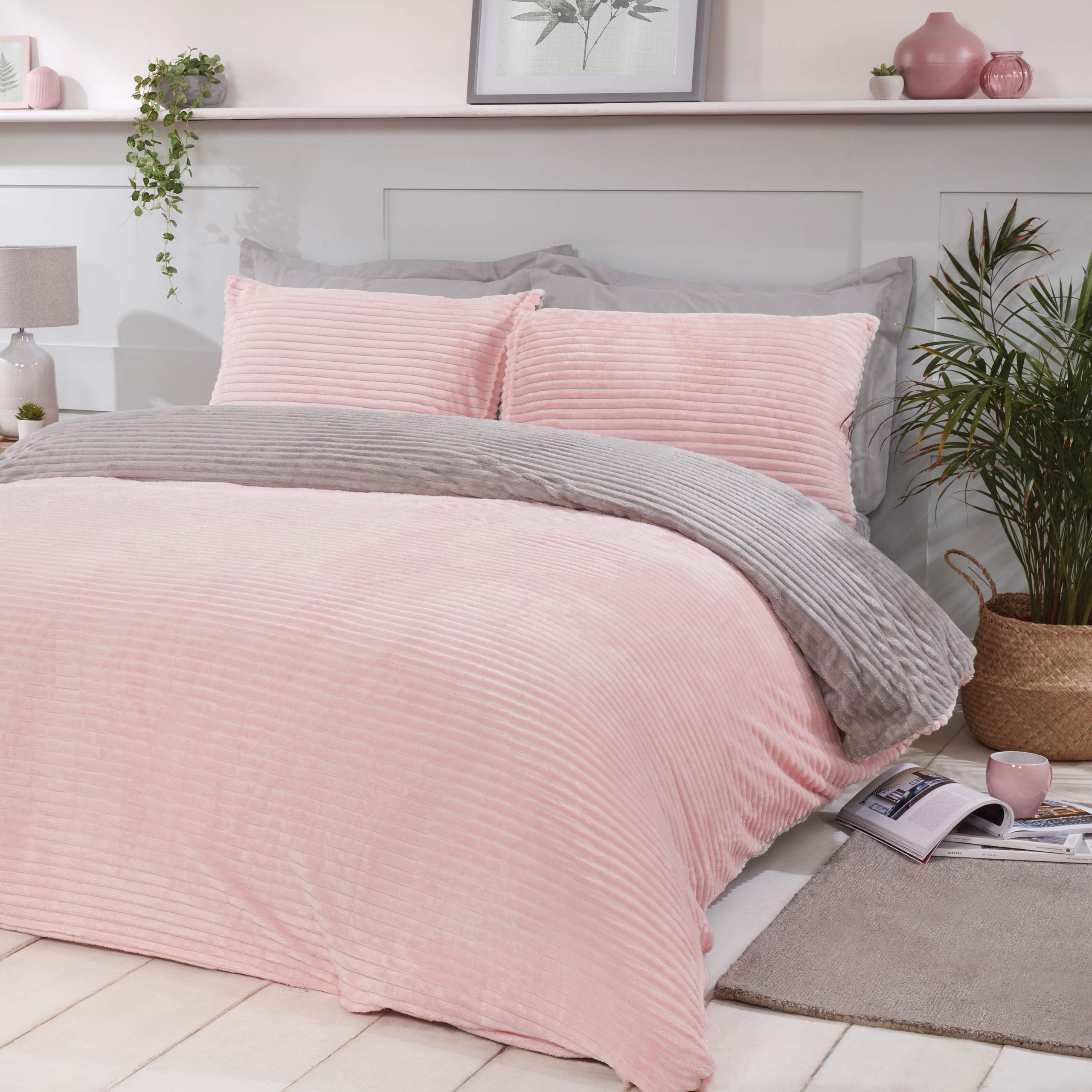 Smart Living King Size Pink Sparkle Ribbed Fleece Duvet Cover Set with Pillowcases