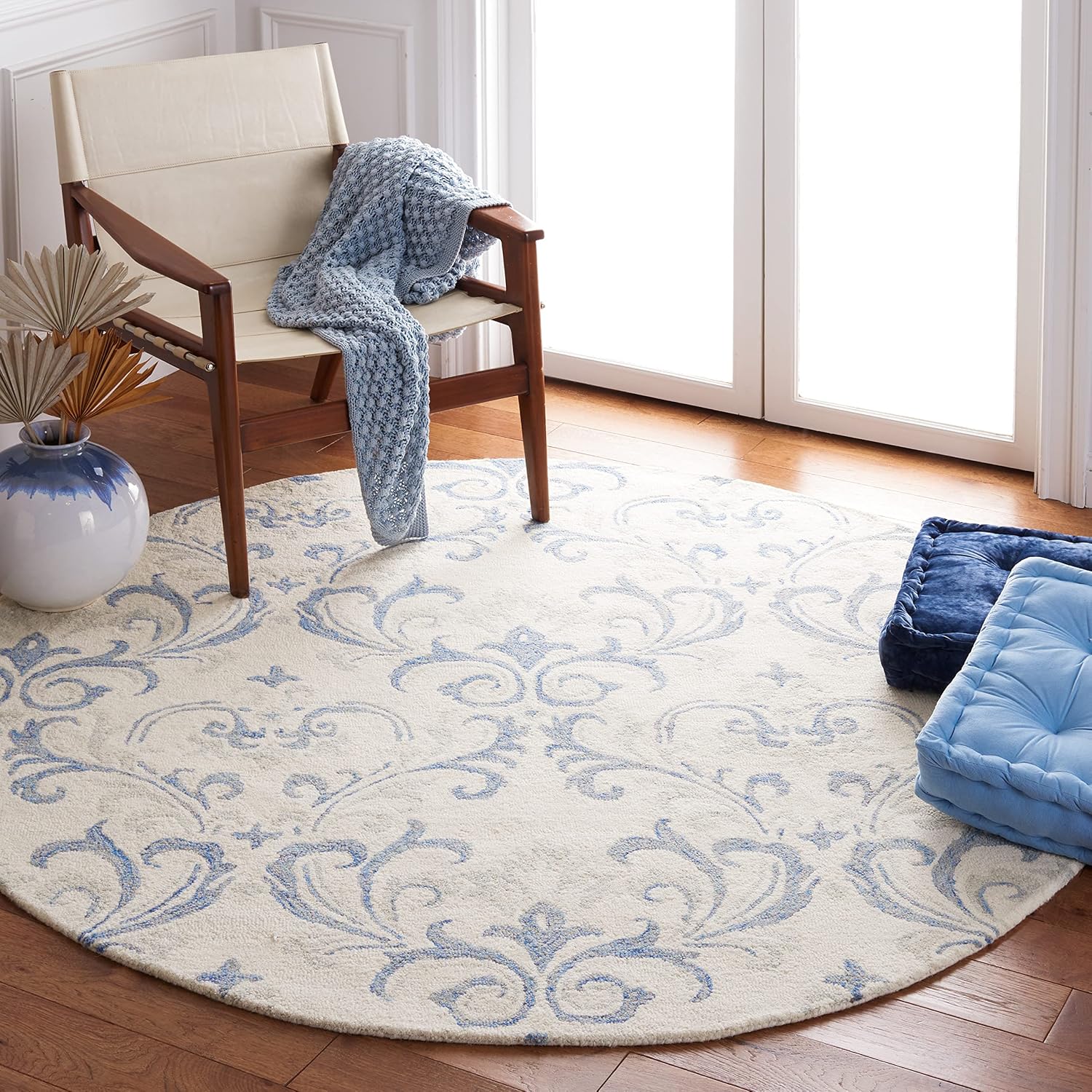 SAFAVIEH Jardin Collection Runner Rug - 2'3" x 8', Ivory & Blue, Handmade Floral Wool, Ideal for High Traffic Areas in Living Room, Bedroom (JAR154A)