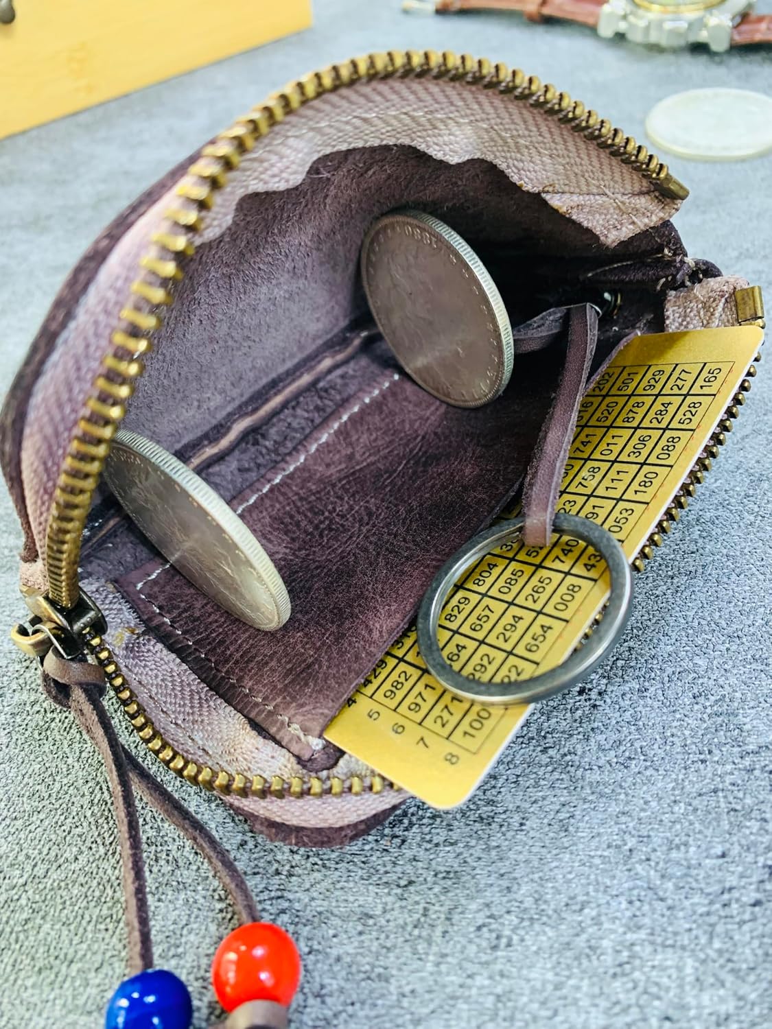 Vintage Leather Key Pouch for Belt, Genuine Leather Key Holder with Solid Brass Hook, Western Style Key Organizer Wallet with Coin Pocket for Men