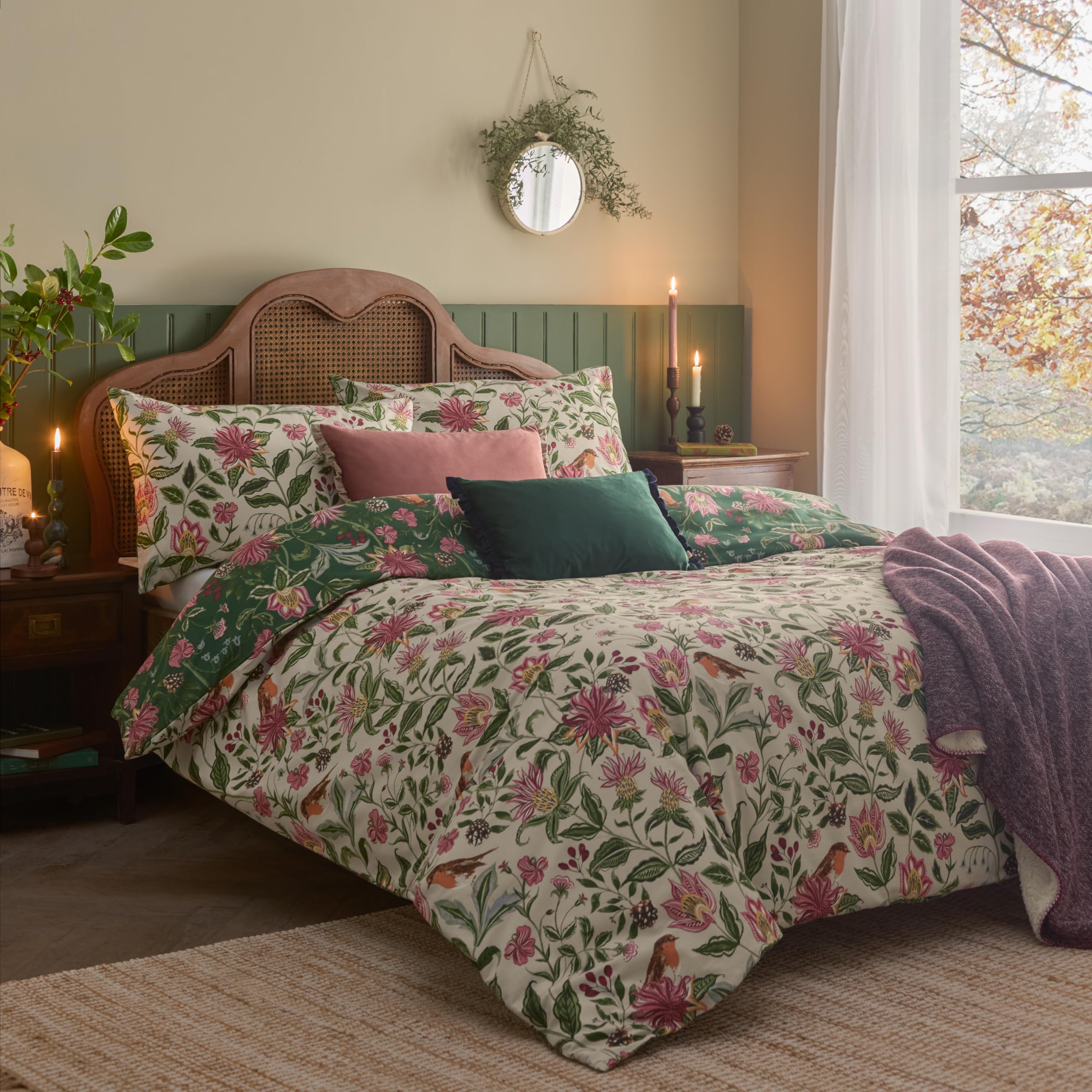 B&Q -  Nature Beatrice Reversible Floral Duvet Cover SetSuper KingMulticolour