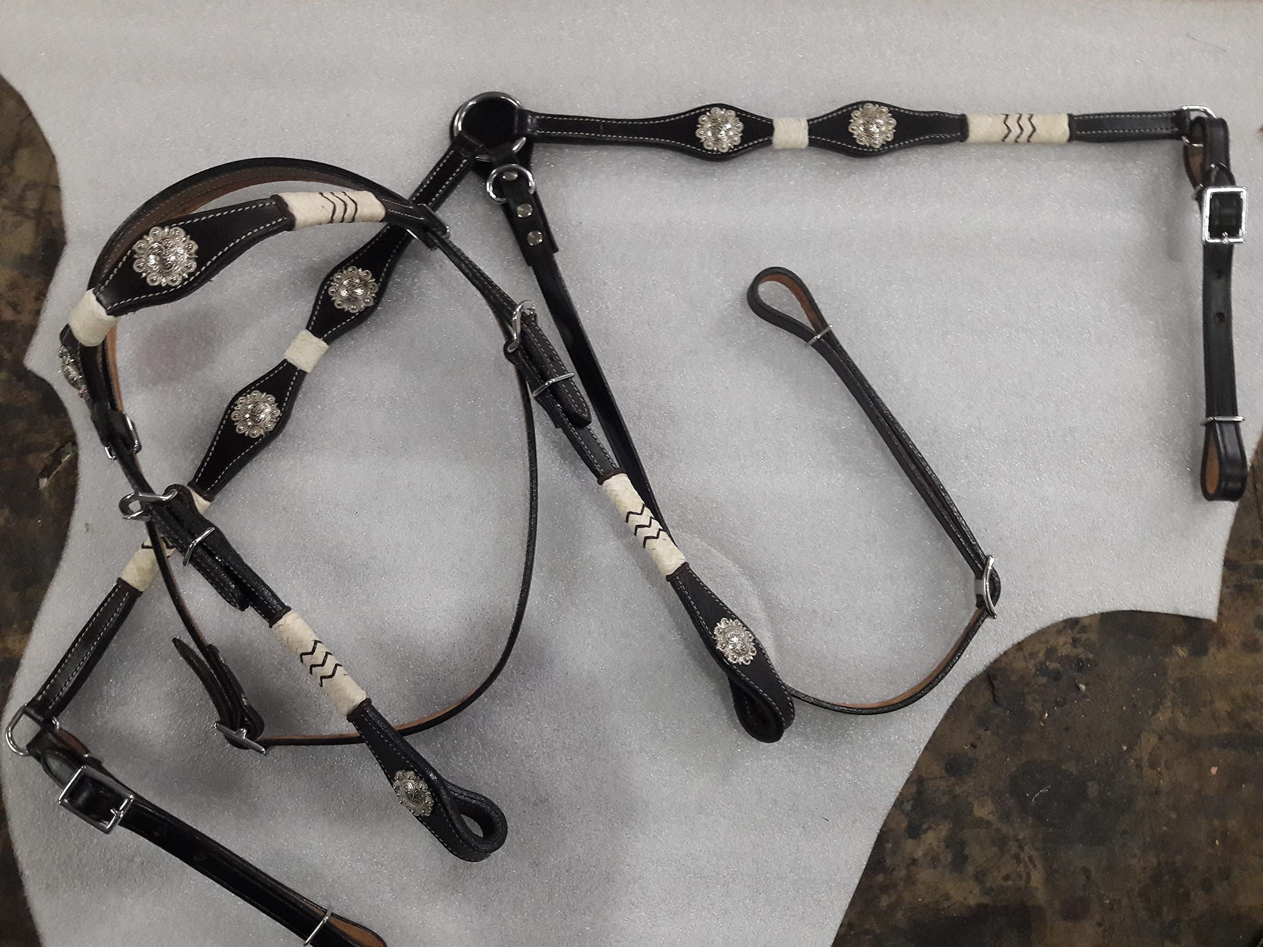 Western Saddle Barrel Racing Sella con accenti in rame da cowboy in preghiera con testiera e pettorale