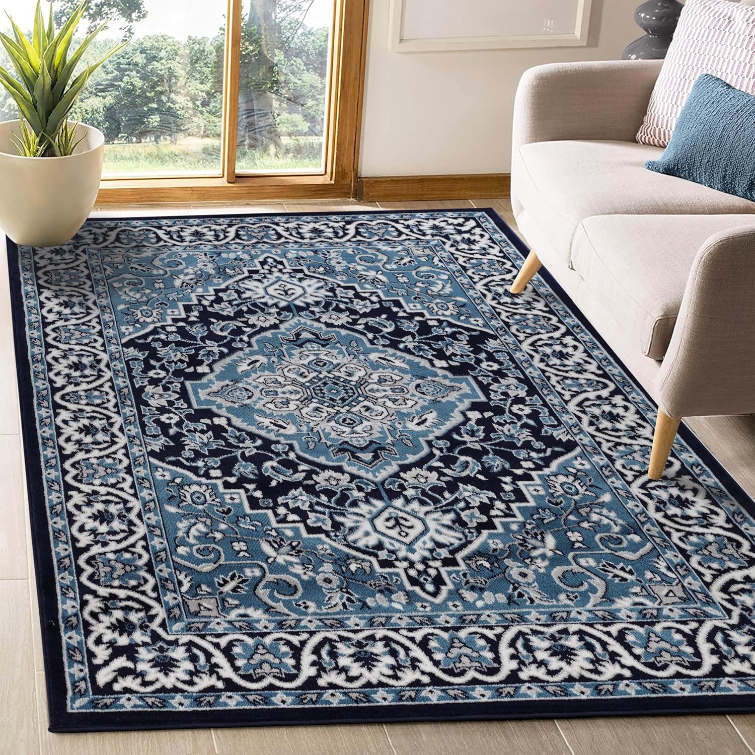 Superior Elegant Glendale Collection Area Rug, 8mm Pile Height with Jute Backing, Traditional Oriental Rug Design, Anti-Static, Water-Repellent Rugs - Brown, 4' x 6' Rug