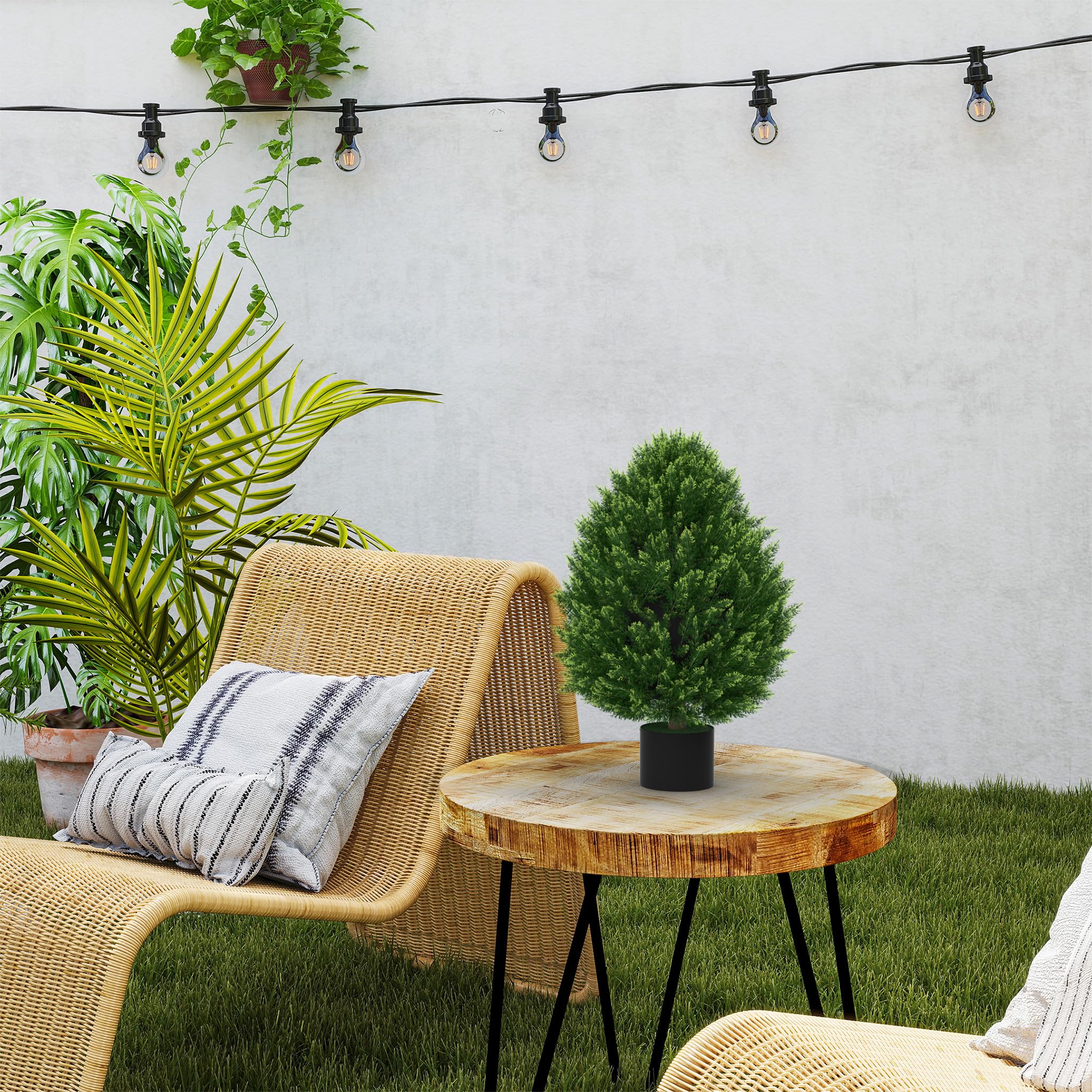 UISEBRT 2 plantas artificiales de 60 cm, con protección UV en maceta, planta decorativa con aspecto natural para casa, balcón, terraza, interior y exterior, pequeño ciprés