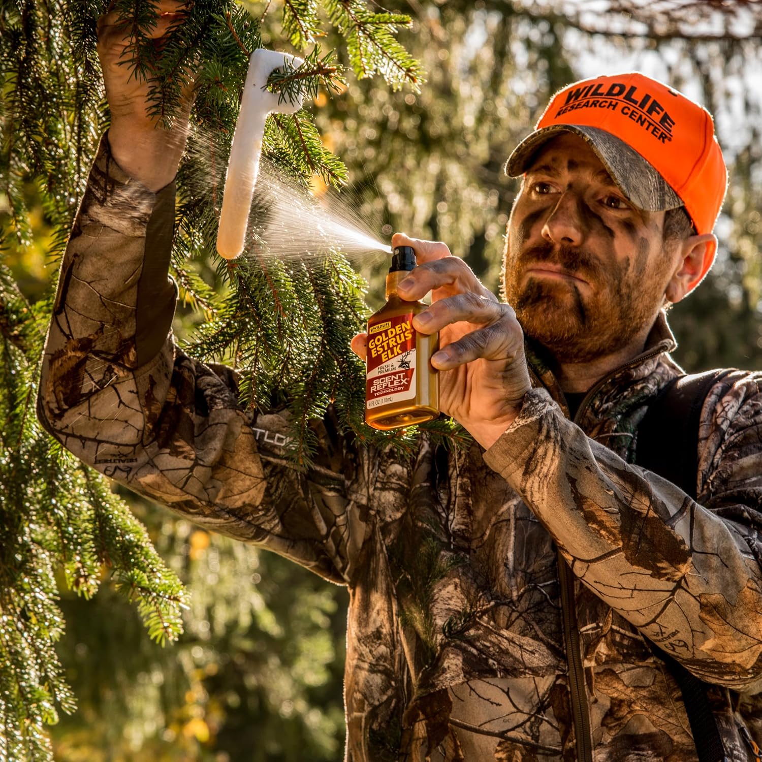 Wildlife Research Center Golden Estrus Elk Scent Attractant for Elk Hunting