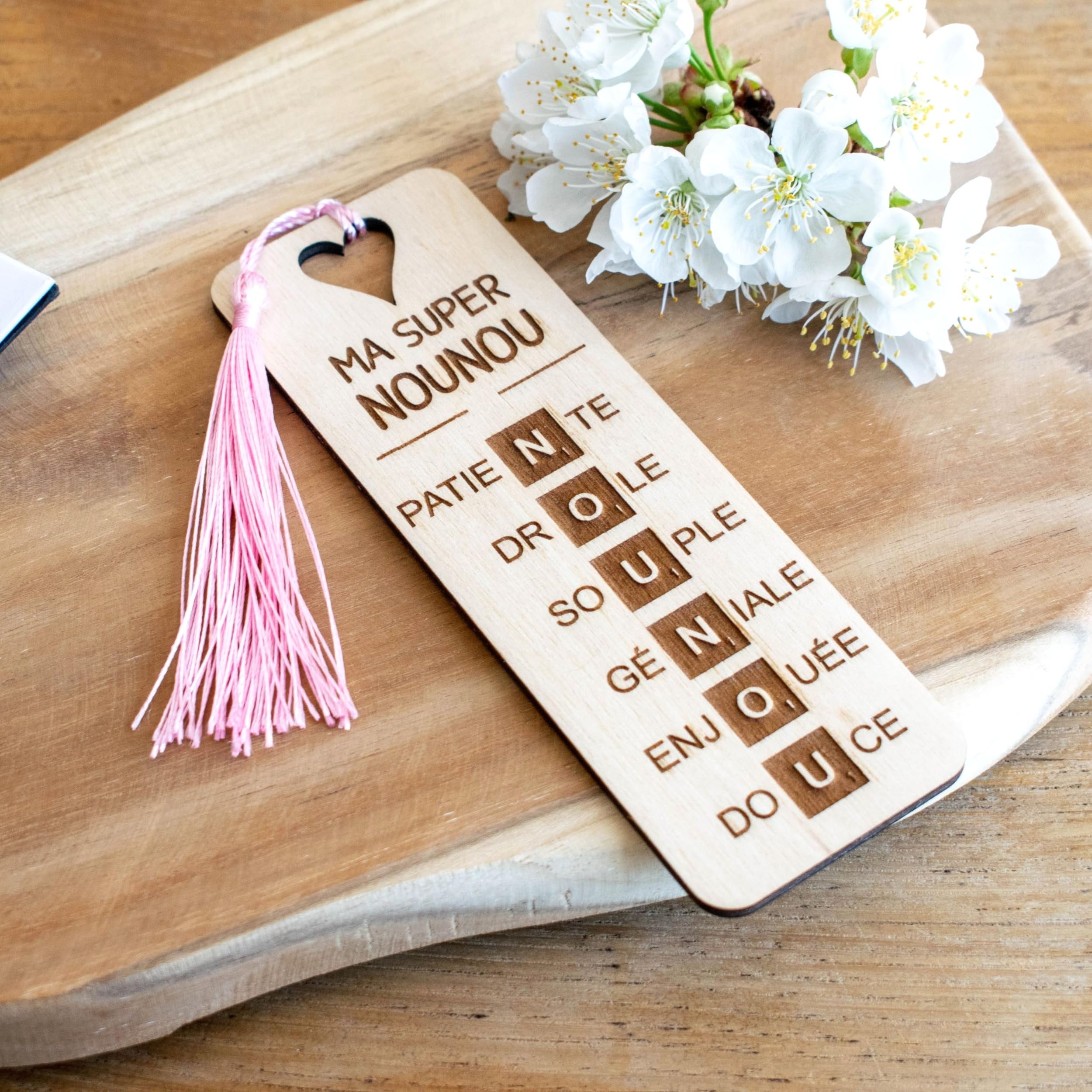 Remerciement ATSEM Marque-page Scrabble 'Nounou' En Bois Gravé - Cadeau  Personnalisé Pour Assistante Maternelle Et ATSEM Cadeau Nounou, image size:2500x2500