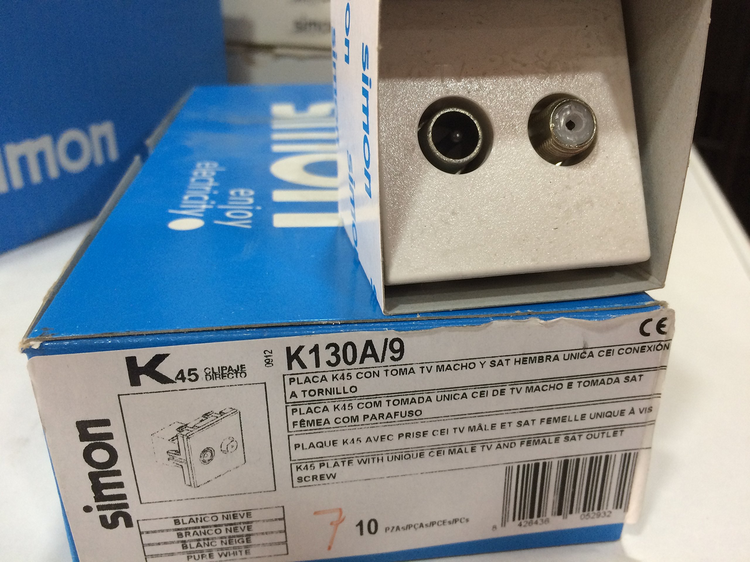 Prise TV et SAT K45 connexion à vis pour connecter votre décodeur et votre écran de salon