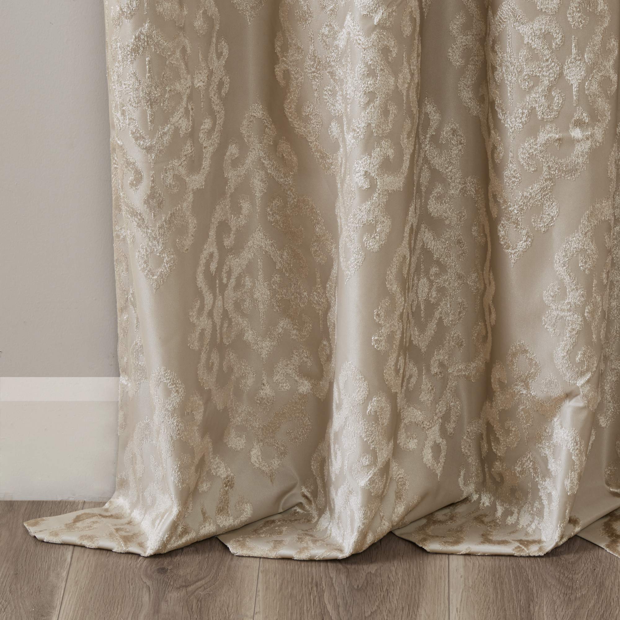 SunSmart Tenda Oscurante 100% Totale, per Finestra Singola, in Tessuto Jacquard Damascato, con Occhielli nella Parte Superiore, Poliestere, Champange, 127 x 274,3 cm (Larghezza x Lunghezza),
