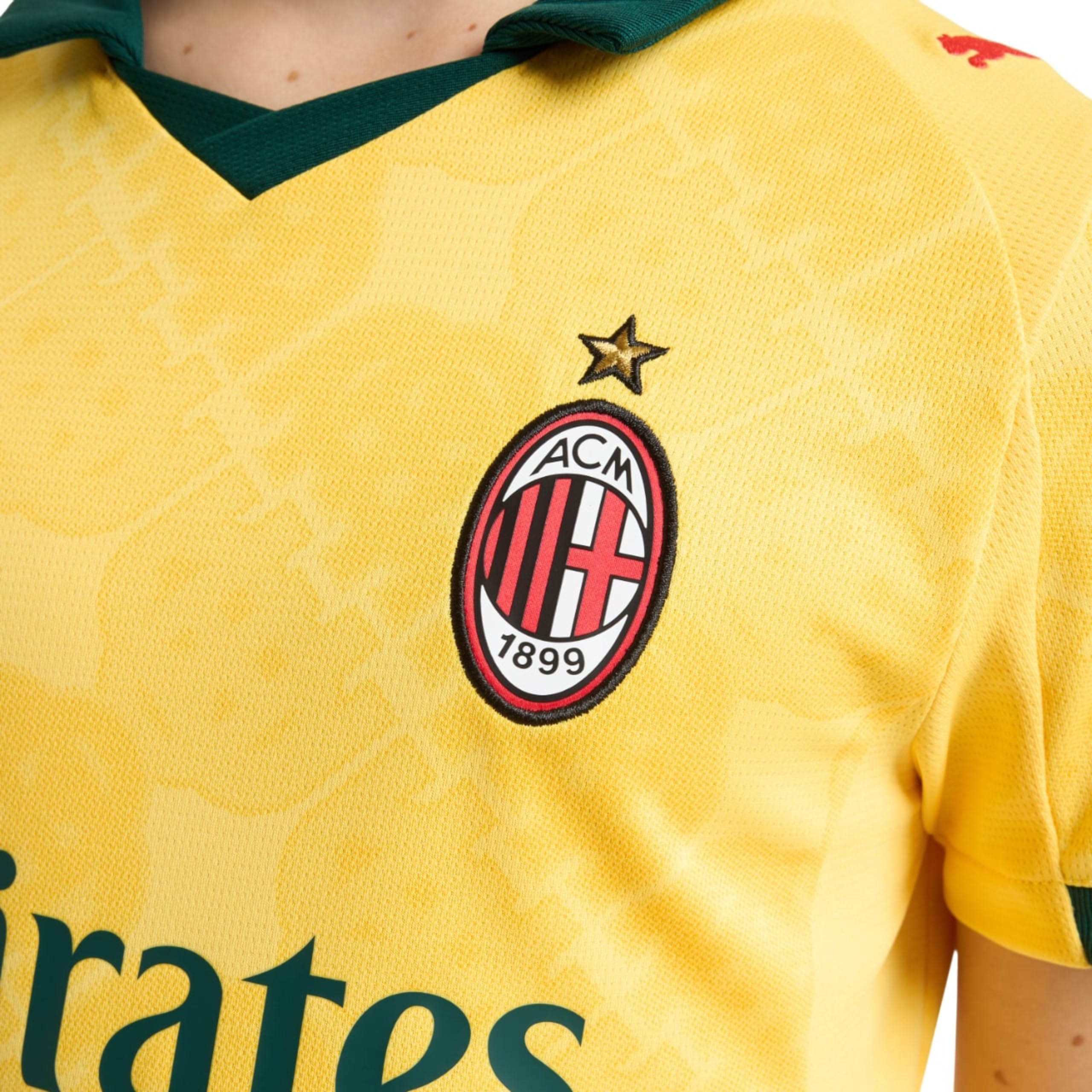 A.C. Milan Maglia Gara Third, Stagione 2025/2026, Maglietta da Calcio, Prodotto Ufficiale Unisex - Bambini e Ragazzi (Pacco da 1)