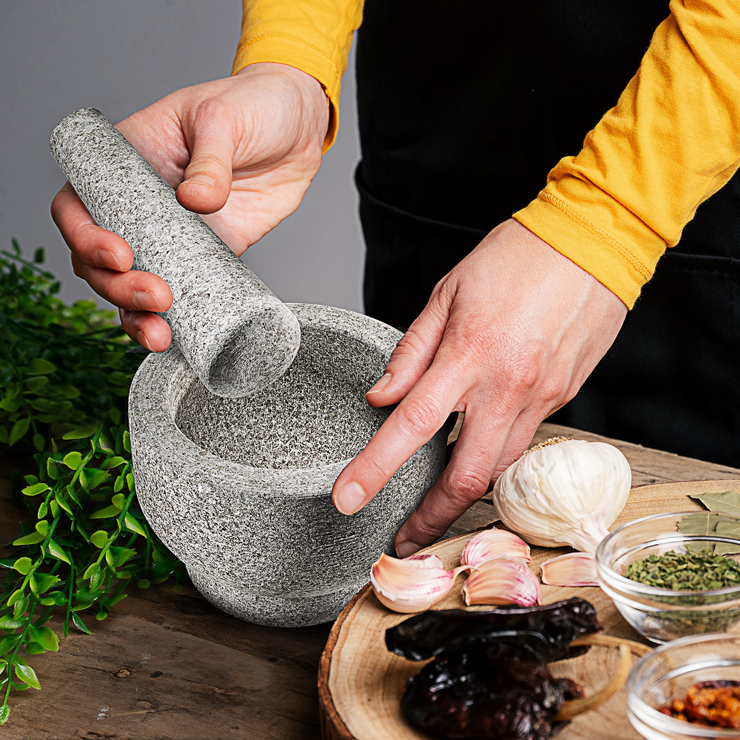 NutriChef Mortero y Maja de 15,2 cm - Granito sin pulir 100% natural - Cuenco de piedra mocajete antideslizante - Para preparar guacamole fresco, salsa, hierbas y especias - Capacidad de 2