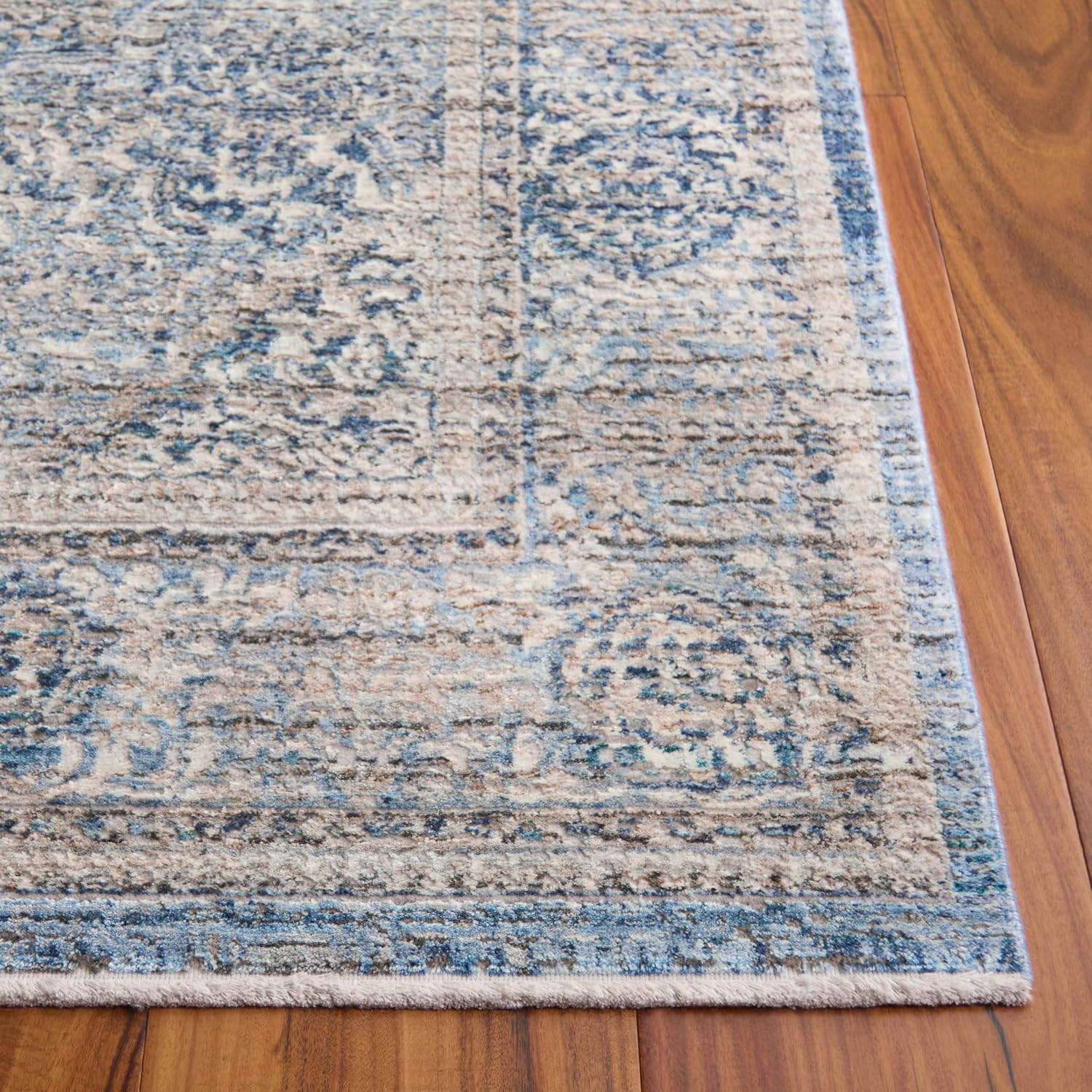 SAFAVIEH Dream Collection Accent Rug - 2'6" x 4', Grey & Turquoise, Vintage Oriental Distressed Viscose Design, Ideal for High Traffic Areas in Entryway, Living Room, Bedroom (DRM492J)