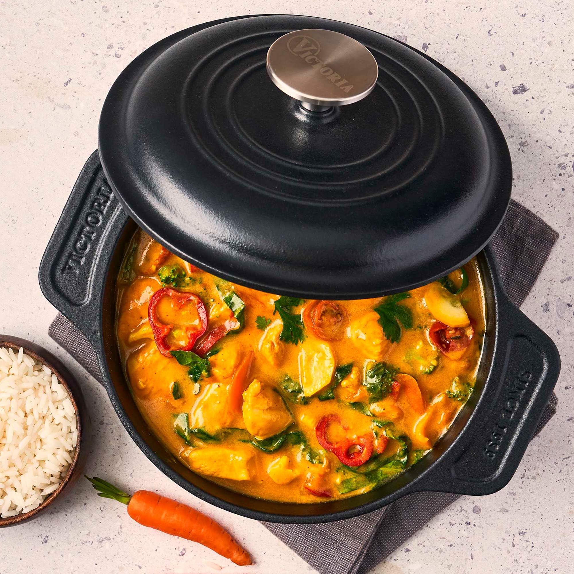 Victoria Cocotte Induction Fonte Émaillée 20cm, Dutch Oven 1,9L, Four Hollandais Sans PTFE et PFOA, Convient pour Feu, Barbecue, Four, Vitrocéramique, Gaz