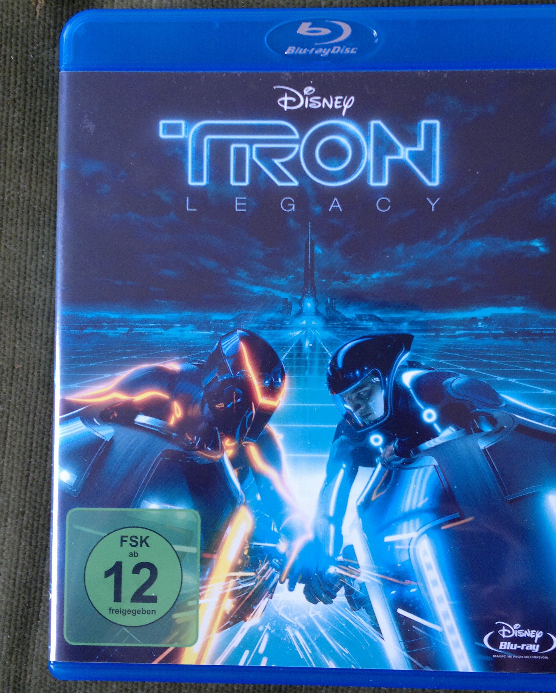 TRON Legacy Blu-ray Freigegeben ab 12 Jahren