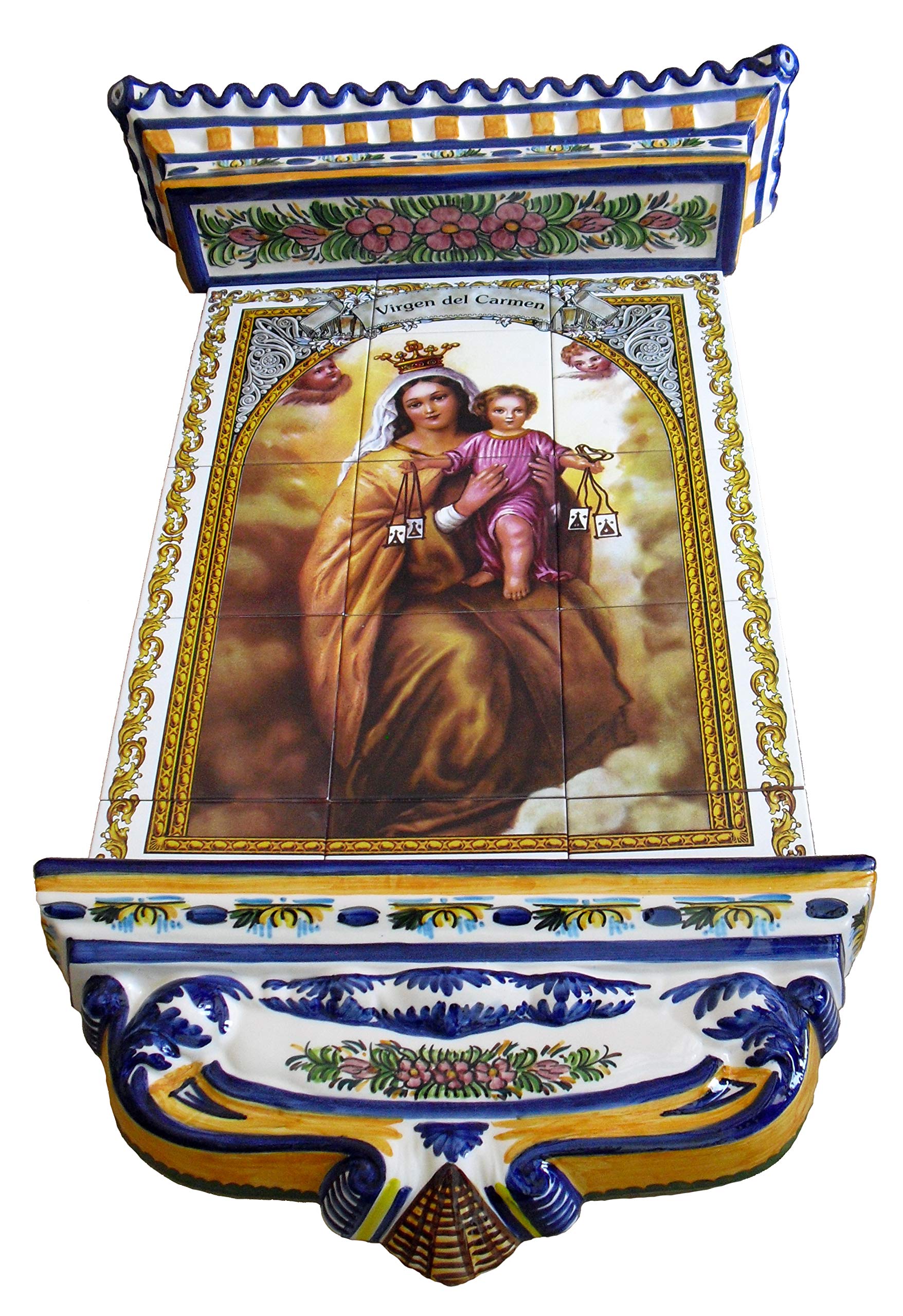 Azulejo de la Virgen del Carmen, mosaico de cerámica y tejadillo grande