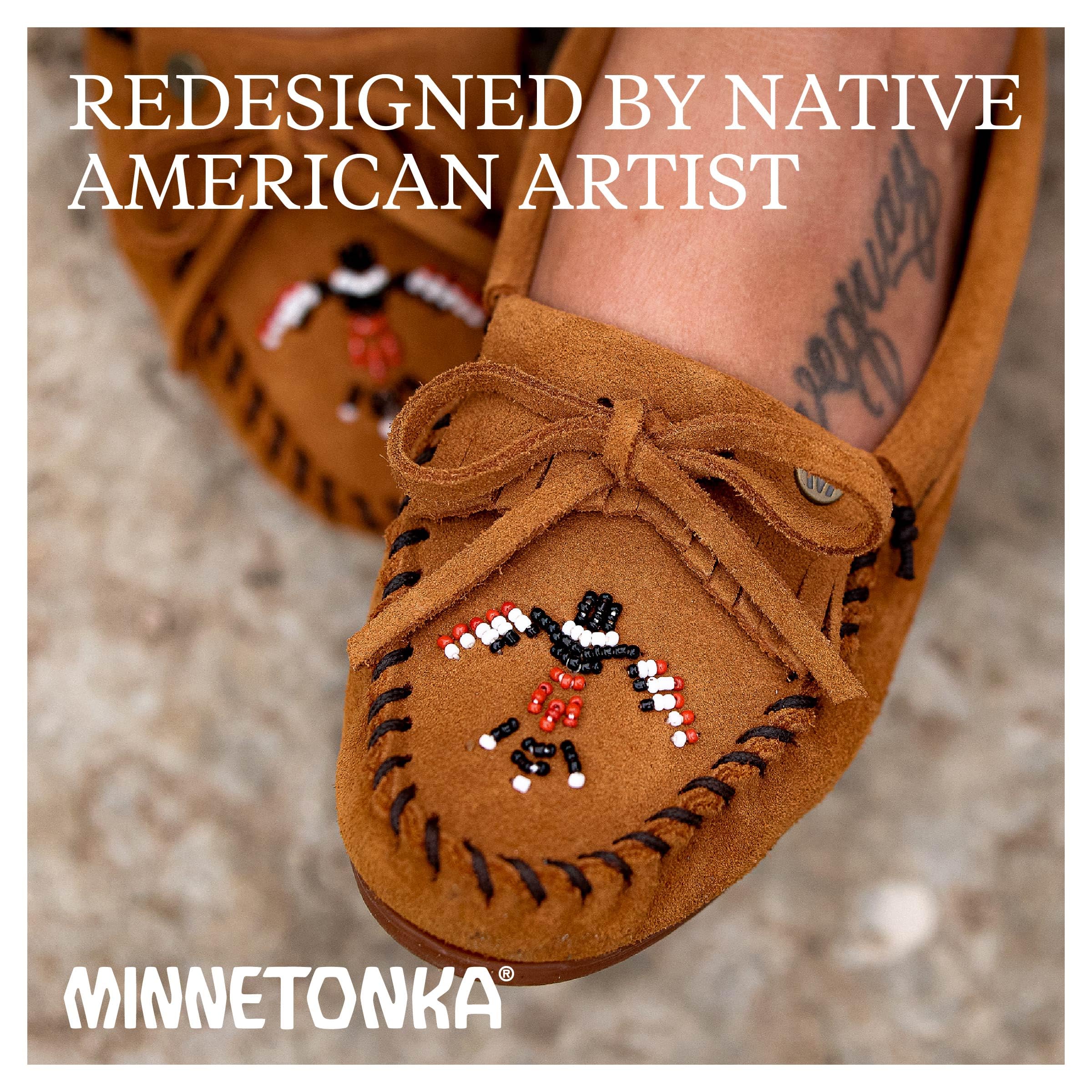 Minnetonka Thunderbird "Animikii" Hardsole - Mocassini da donna con una classica silhouette di mocassino in pelle, plantare imbottito e design a mocassino con perline