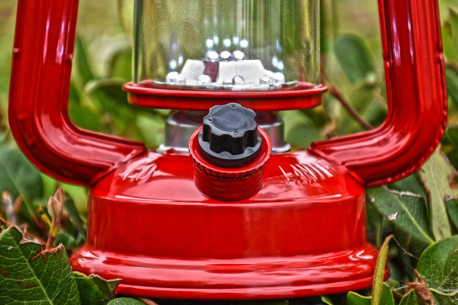 SE 15-LED Red Hurricane Lantern with Dimmer Switch - FL805-15R