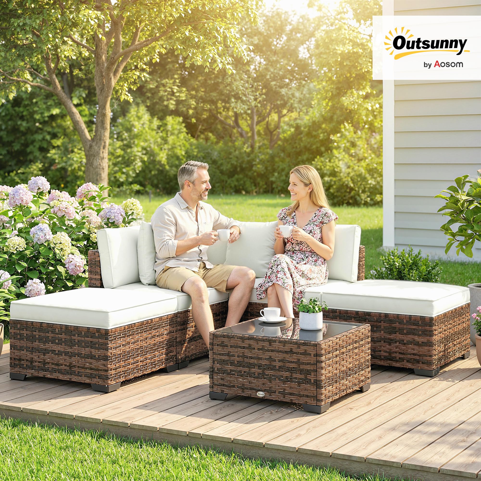 Outsunny Conjunto de Jardín de Ratán de 6 Piezas, Conjunto Terraza Resistente, Muebles Jardín Exterior Incluye Cojines, 4 Módulos de Asiento, 1 Sofá Esquinero y Mesa Centro de Vidrio, Marrón Mixto
