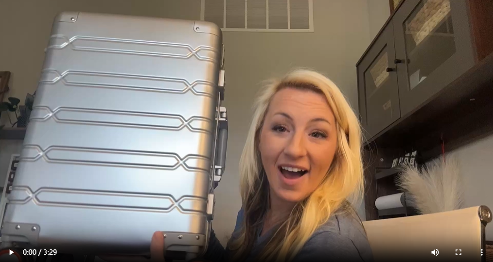 Amazon.com | VentureVault All Aluminum Carry On Luggage 22x14x9