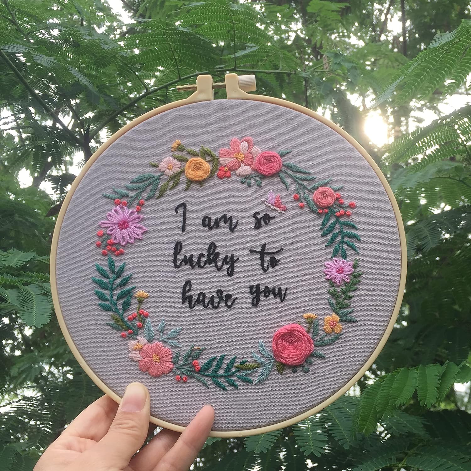 DIY Adult Handmade Beginner Embroidery Kit, Grey Embroidered Fabric Printed Flower Pattern, Embroidery Thread, Needle, Hoop and Instructions(Gray)