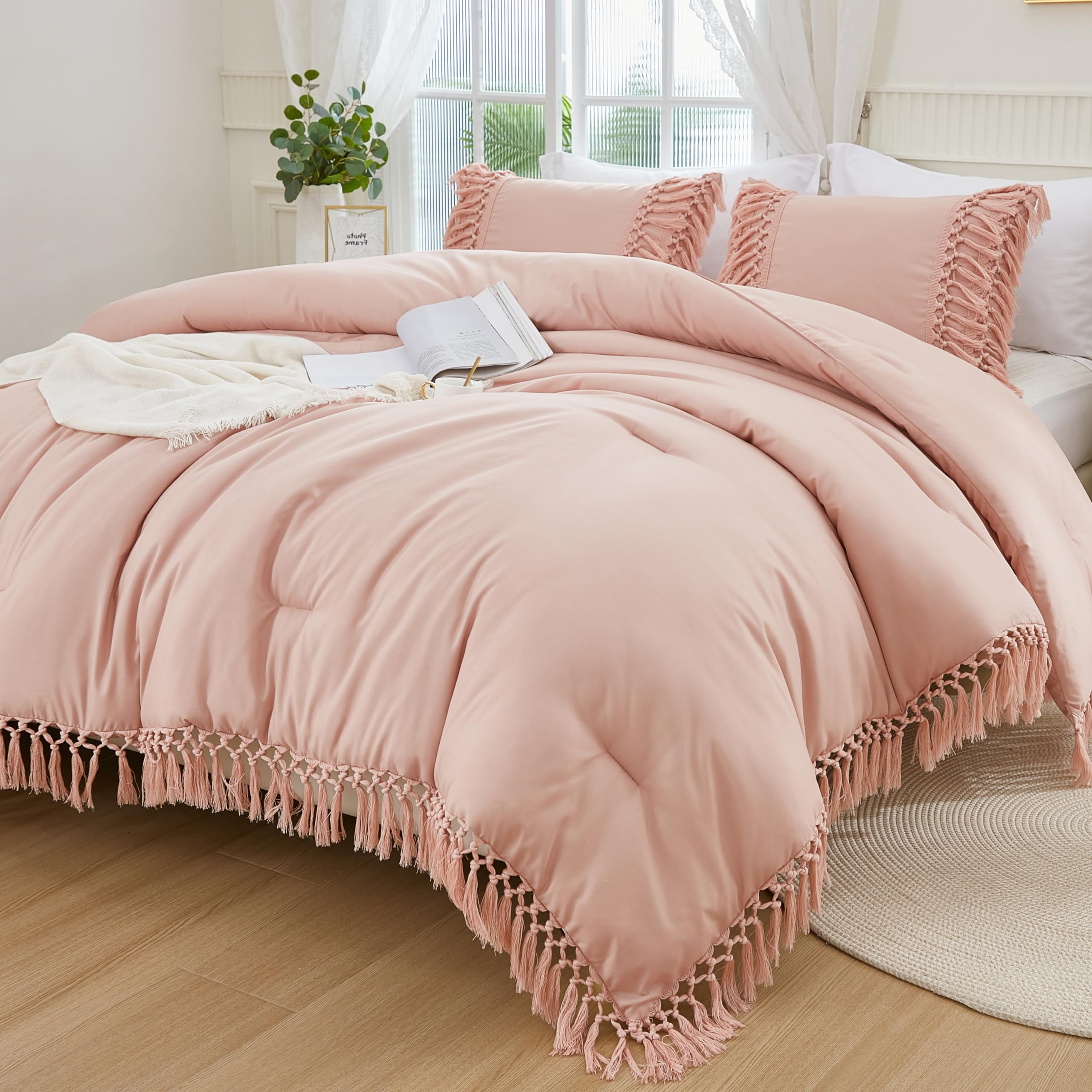 Andency Pink Comforter Set California King, 3 Pieces Boho Tassel Lightweight Soft Bedding Comforter Sets for King Bed, All Season Fluffy Fringe Bed