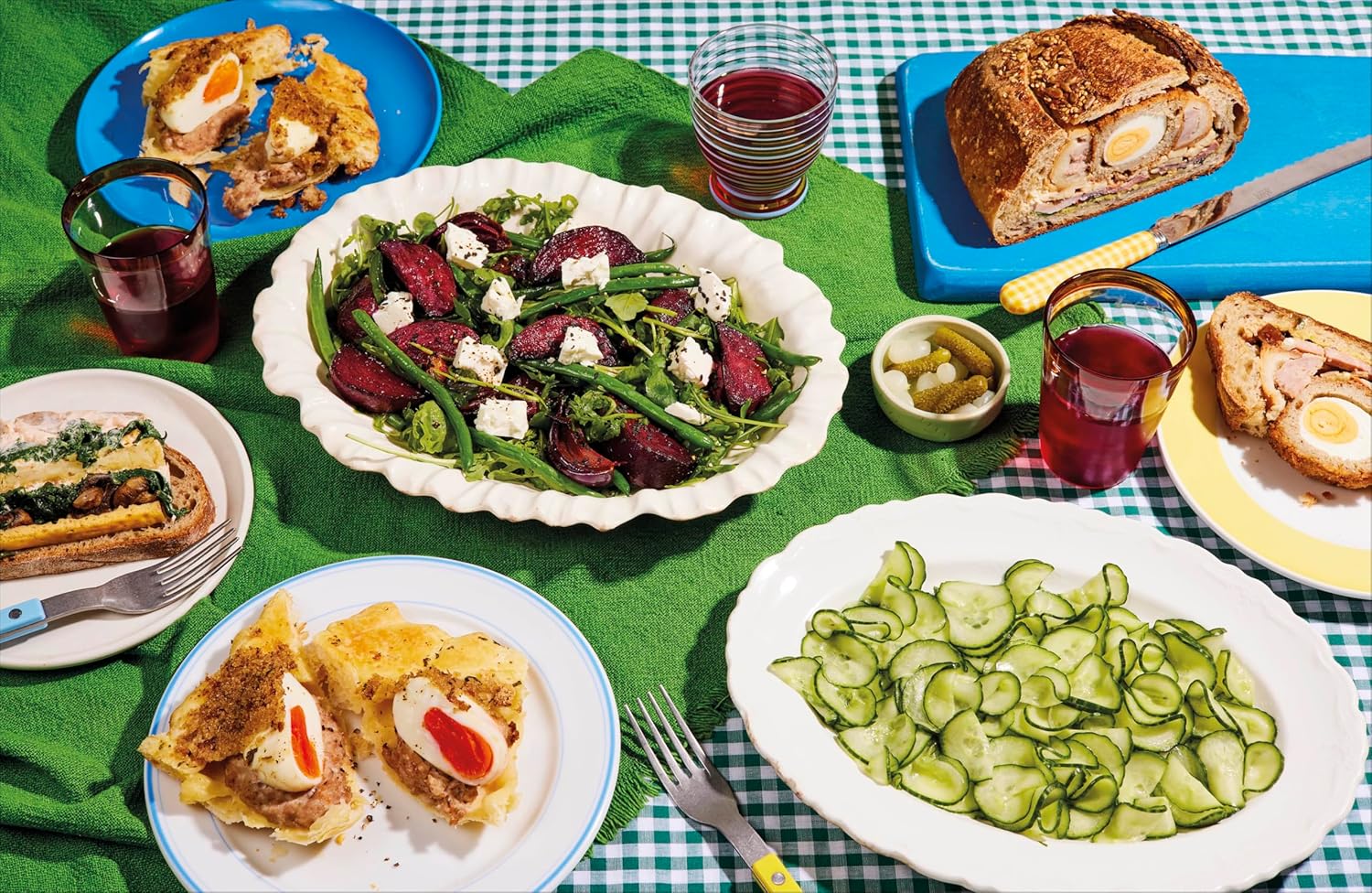 One Pan Feasts: Easy Entertaining for Any Occasion (Upside Down Cooking)      Hardcover – June 16, 2026