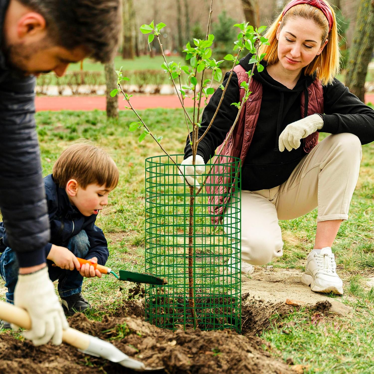 6 Pack Plant Protector from Animals,17'' x 13'' Metal Wire Mesh Garden Plant Cages for Outdoor Gardening,Rabbits Chickens Ducks, for Vegetables, Flowers, Shrubs, Plant Protectors from Deer