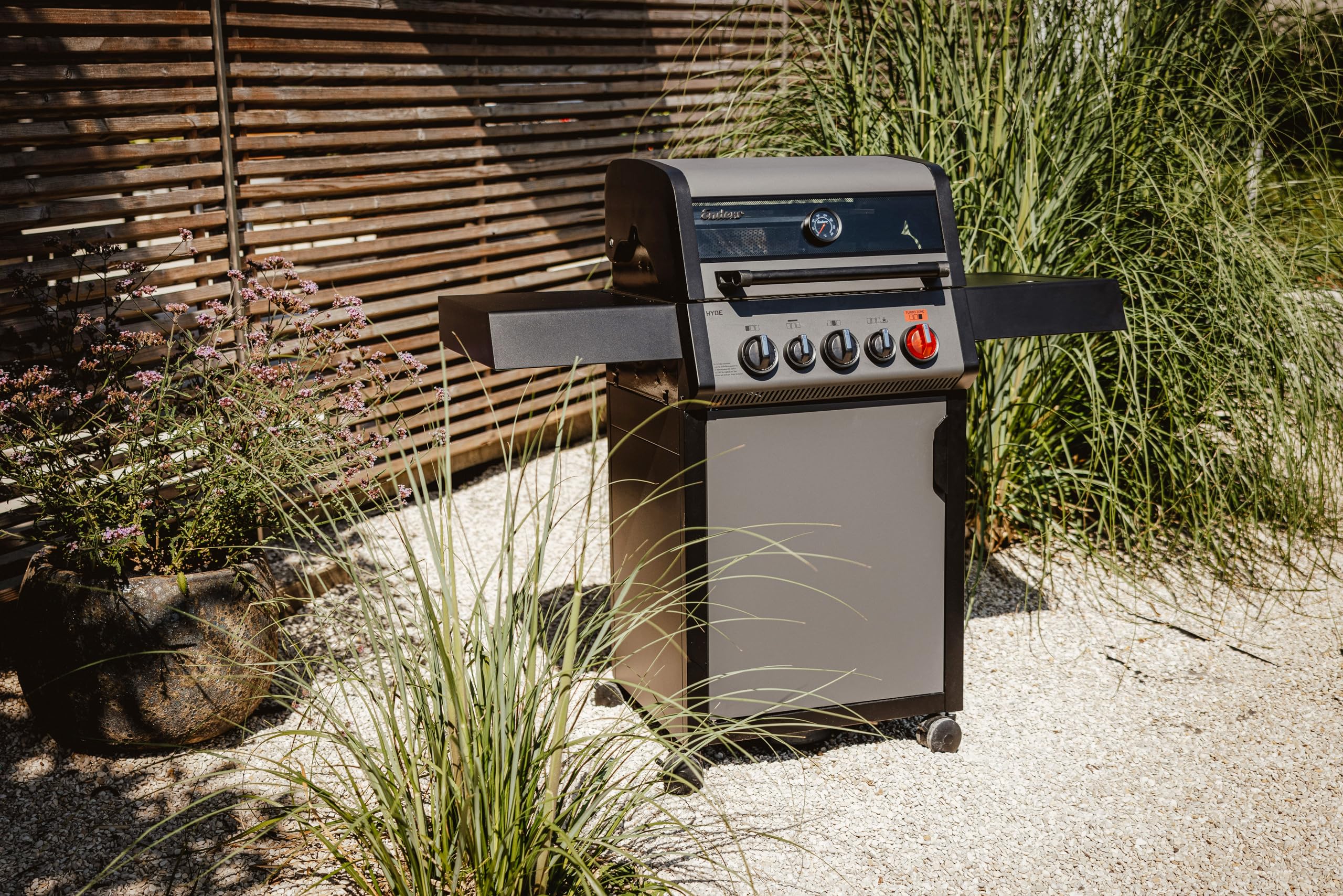 Enders Hyde 3 SIKR Turbo Barbecue a Gas 3 Bruciatori, Zona Turbo Infrarossi 800°C, Backburner Infrarossi, Fornello Laterale, Griglia 54x42 cm