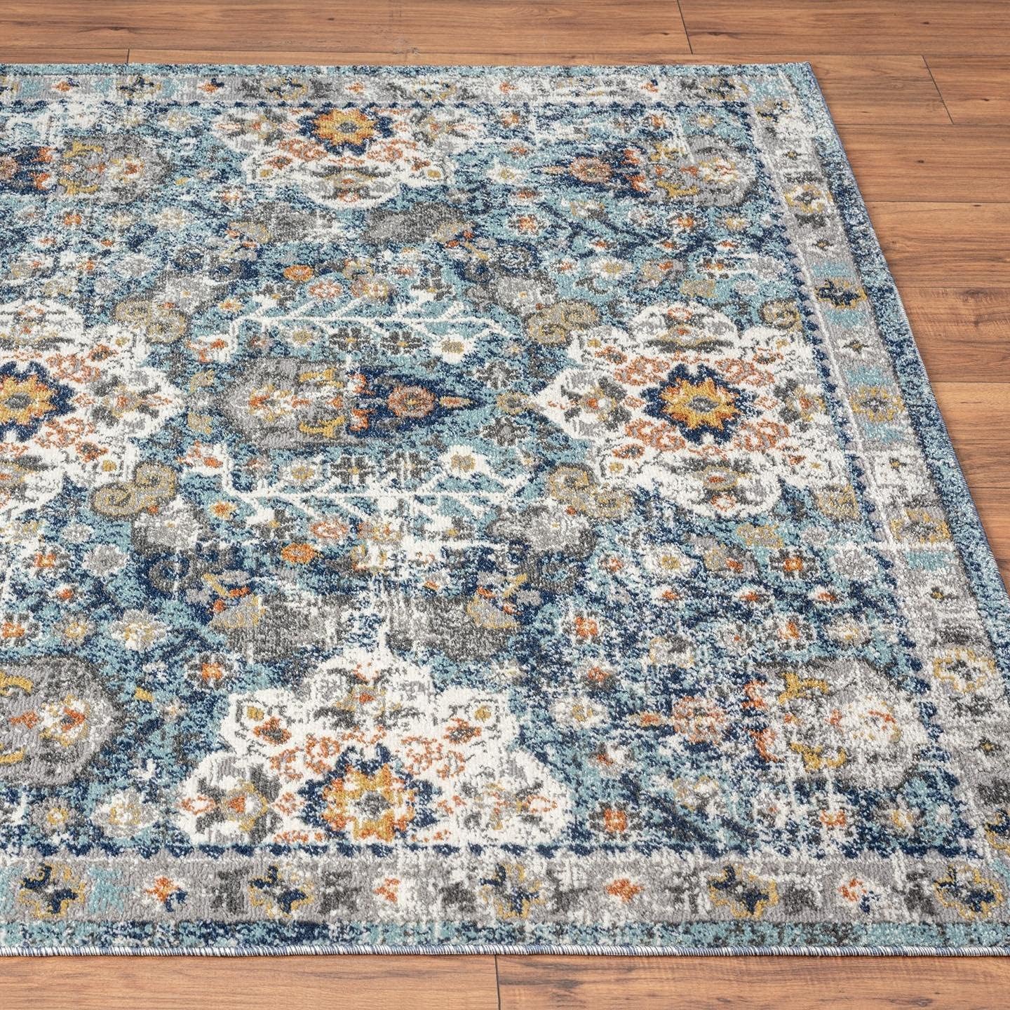 Oriental Weavers Legacy carpet