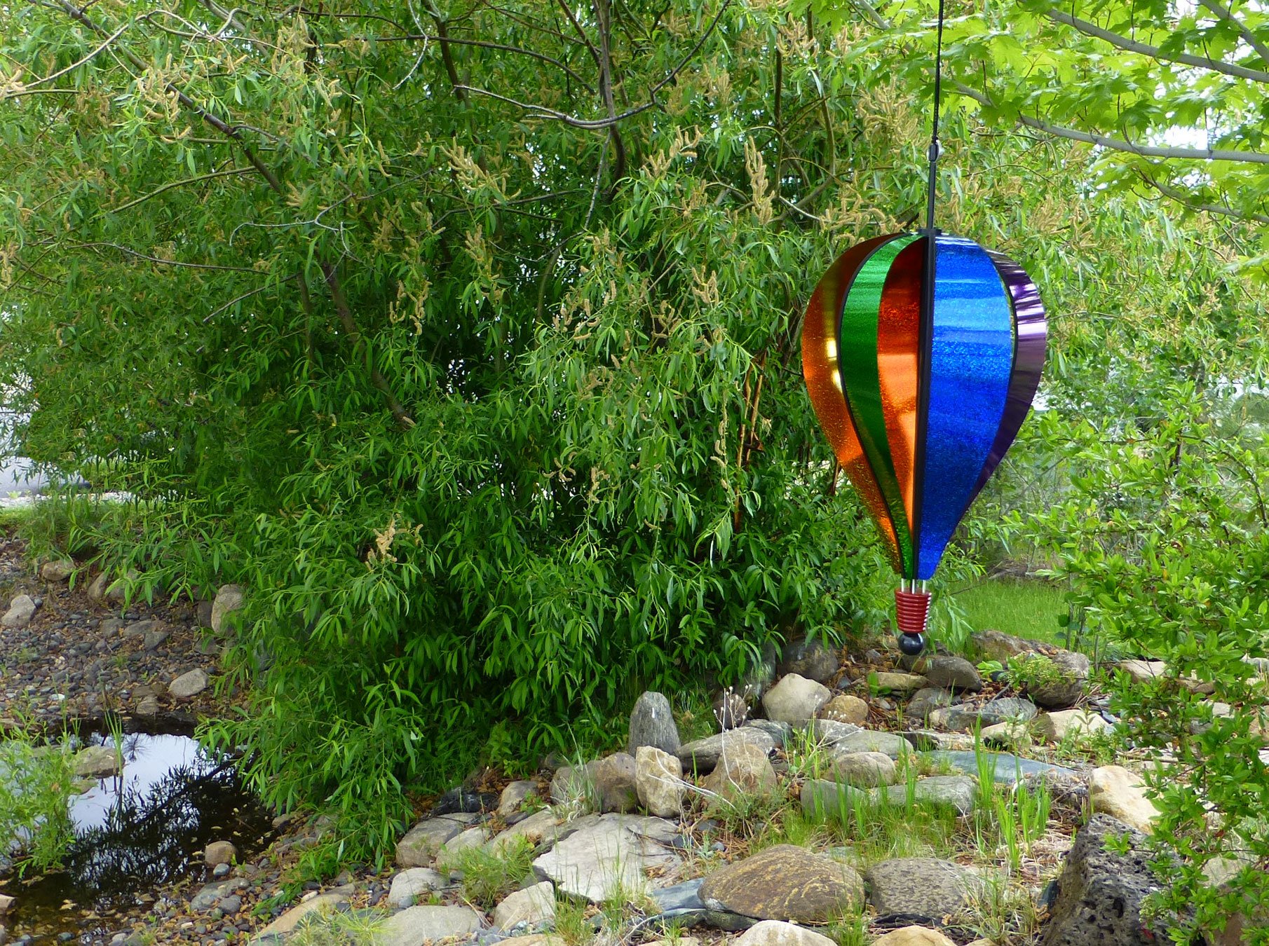 In the Breeze Glitter 6-Panel Hot Air Balloon,Rainbow Glitter,18