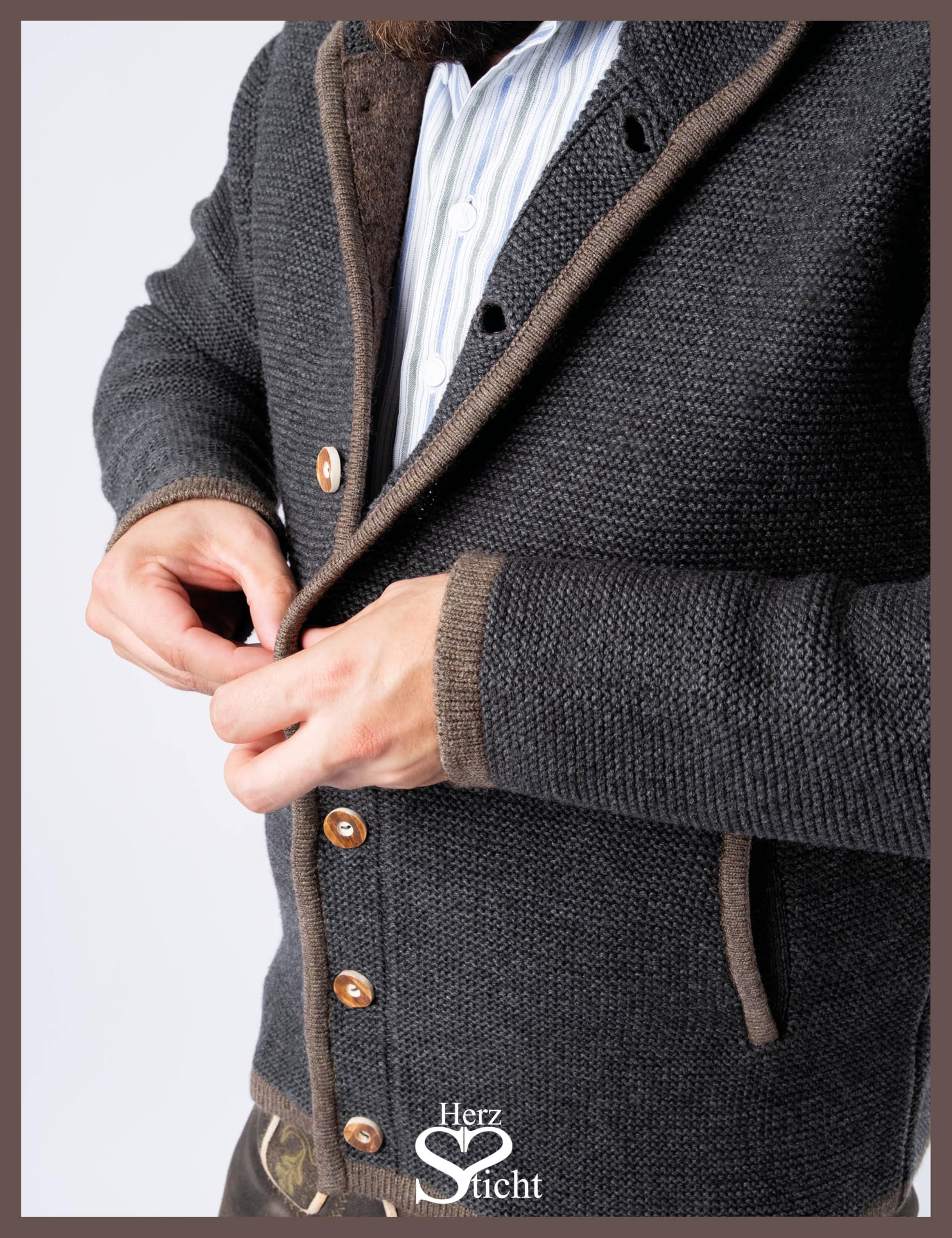 Herren Trachtenjacke (Modell: Wendelstein), Trachten Strickjacke