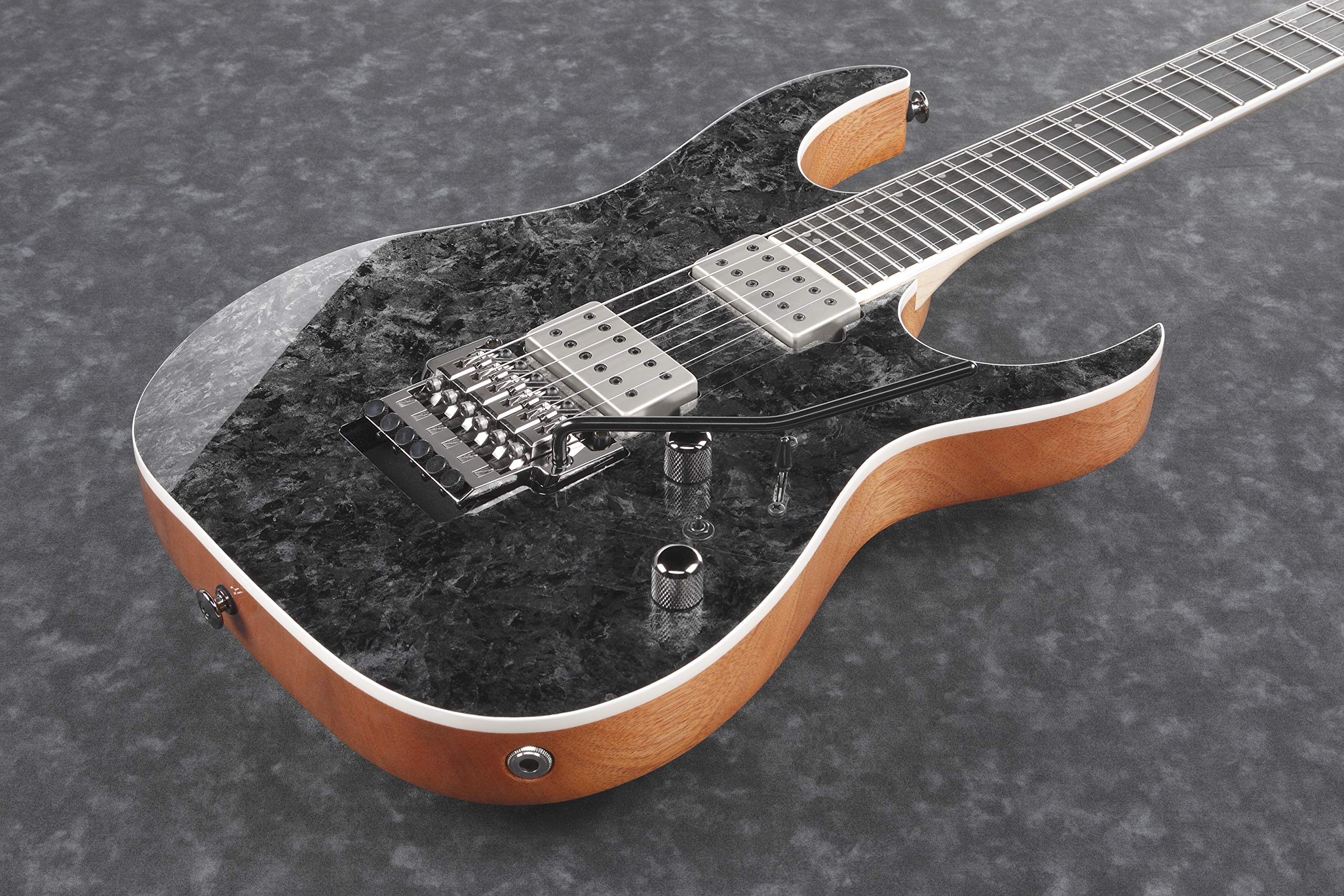 Amazon.com: Ibanez Prestige RG5320 - Cosmic Shadow : Musical