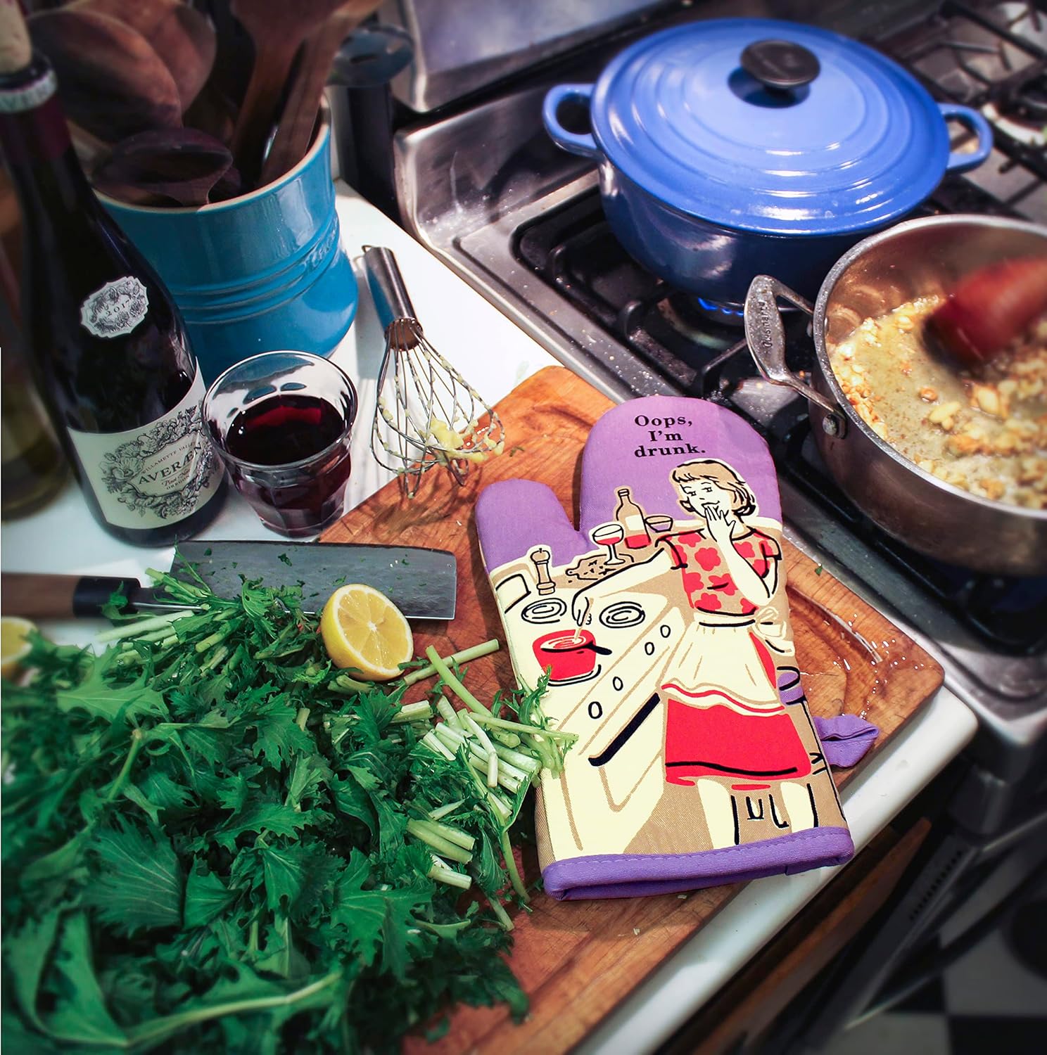 Blue Q Oops I'm Drunk Funny and Cute Oven Mitts, Home Kitchen Gifts, Cooking Accessories, Super-Insulated Quilting, Comfy Natural-Fitting Shape, Pot Holders, 100% Cotton, Size 12.5" L x 7.5" W - Image 8